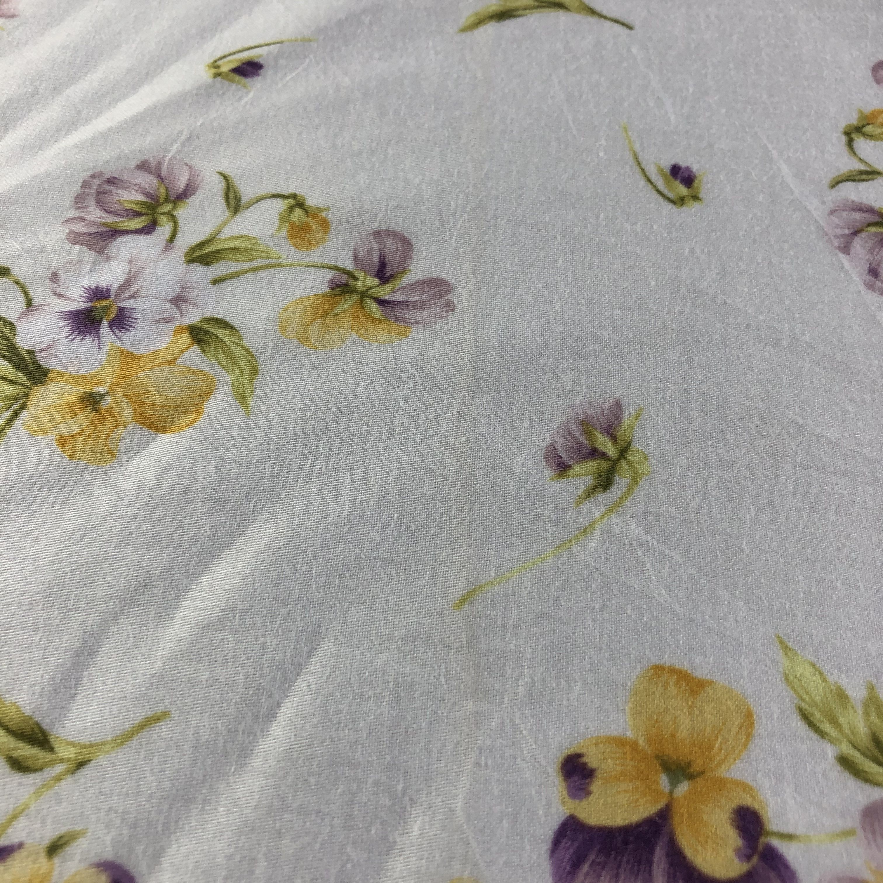 Burberry Burberry Floral Handkerchief Neckerchief Bandana H1567 Size ONE SIZE - 6 Thumbnail