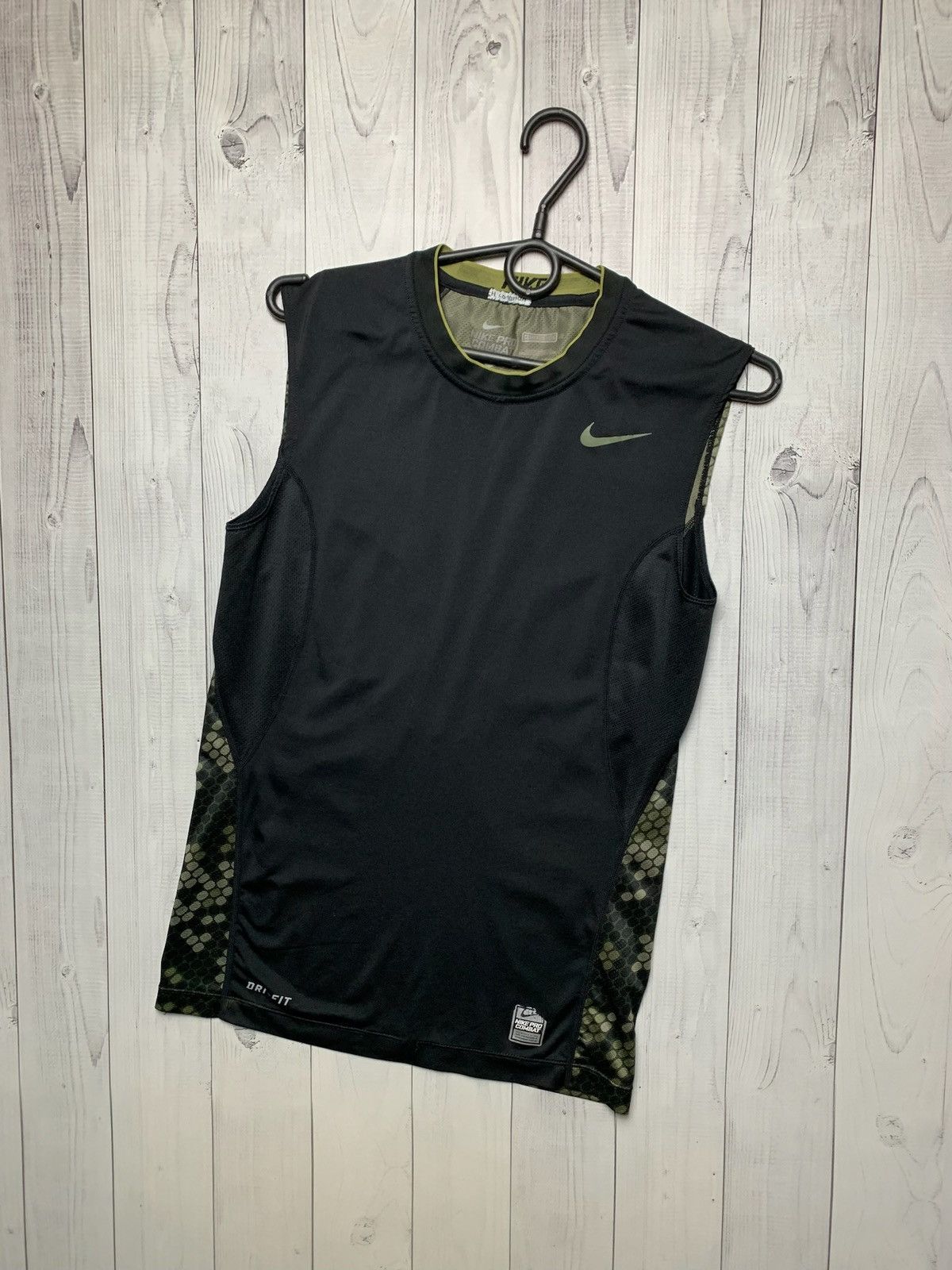 Nike × Vintage Vintage Nike pro combat training tee alligator mamba Size M Size US M / EU 48-50 / 2 - 2 Thumbnail