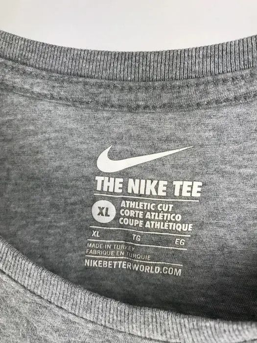 Nike Nike T-shirt swoosh embroidered vintage size Medium Size US M / EU 48-50 / 2 - 3 Thumbnail
