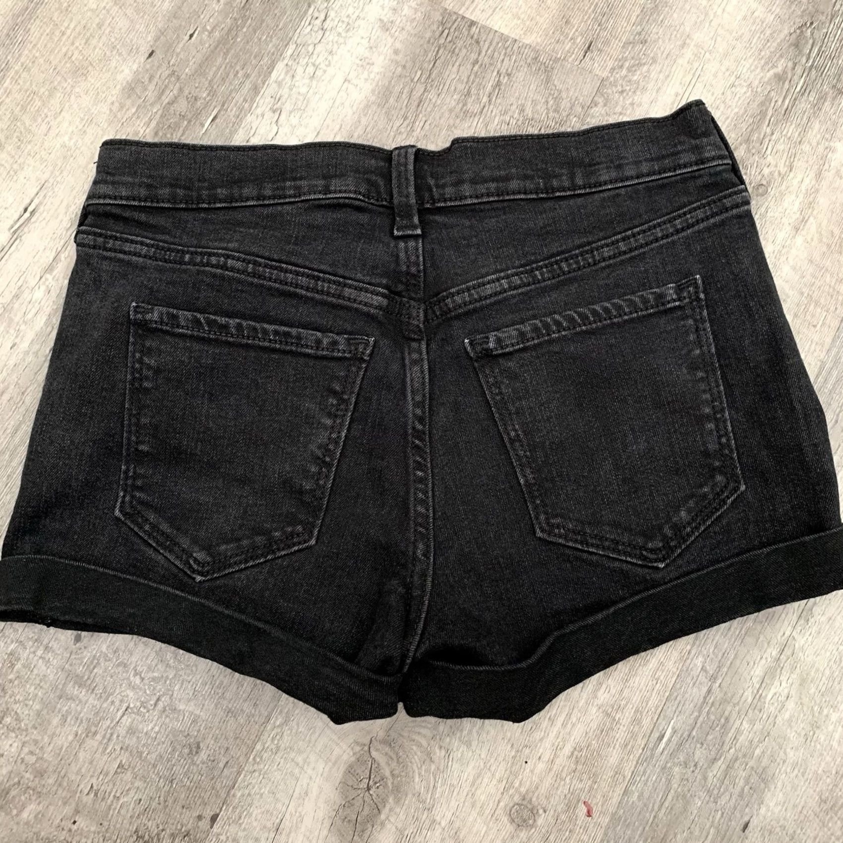 Old Navy Old Navy Denim Shorts Womens 4 Mid Rise Boyfriend Black Jean Cuffed Distressed Size 27" / US 4 / IT 40 - 3 Thumbnail