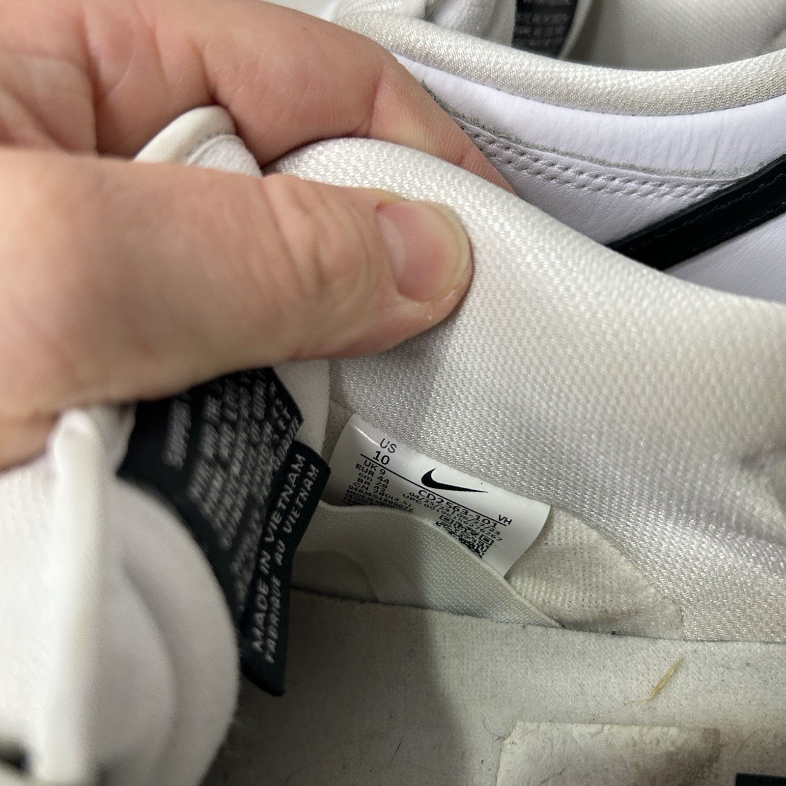 Nike Nike SB Dunk Low Pro "White Gum" Size US 10 / EU 43 - 8 Thumbnail