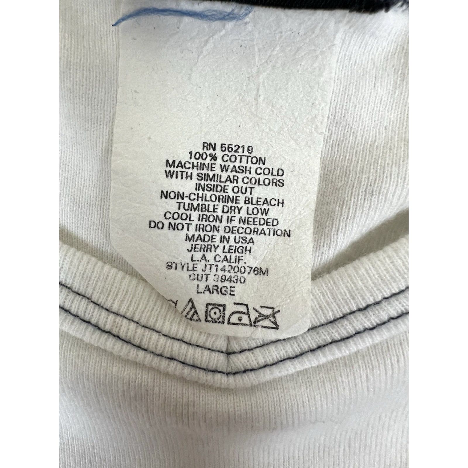 Mickey Unlimited VINTAGE Mickey Unlimited Pluto T-Shirt Women L White 100% Cotton USA 90s Cartoon Short Sleeve Mens Womens Boys Girls Size L / US 10 / IT 46 - 6 Thumbnail