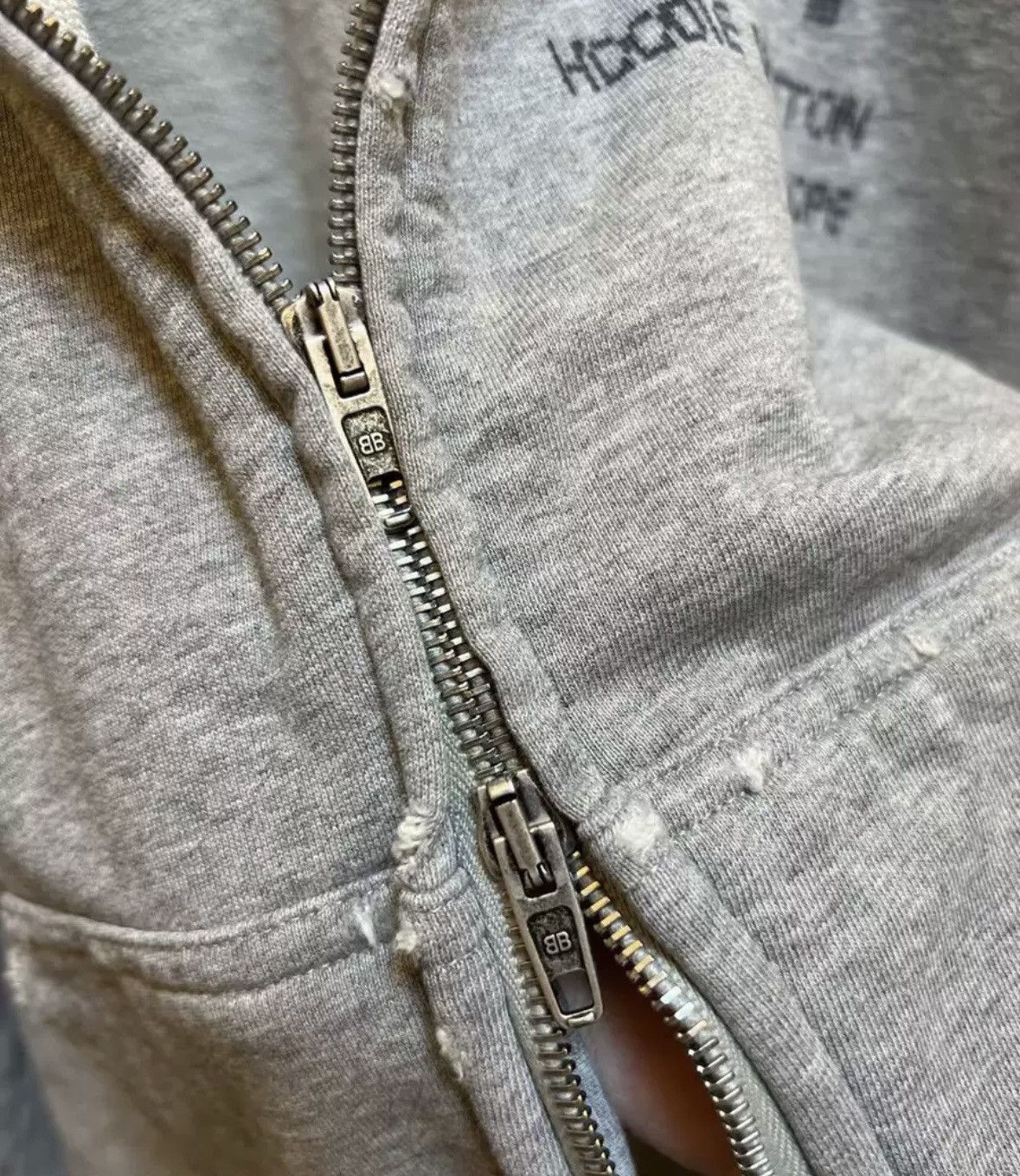 Balenciaga Balenciaga fashion show vintage gray hoodie2412-Nextarrow Size US S / EU 44-46 / 1 - 3 Thumbnail