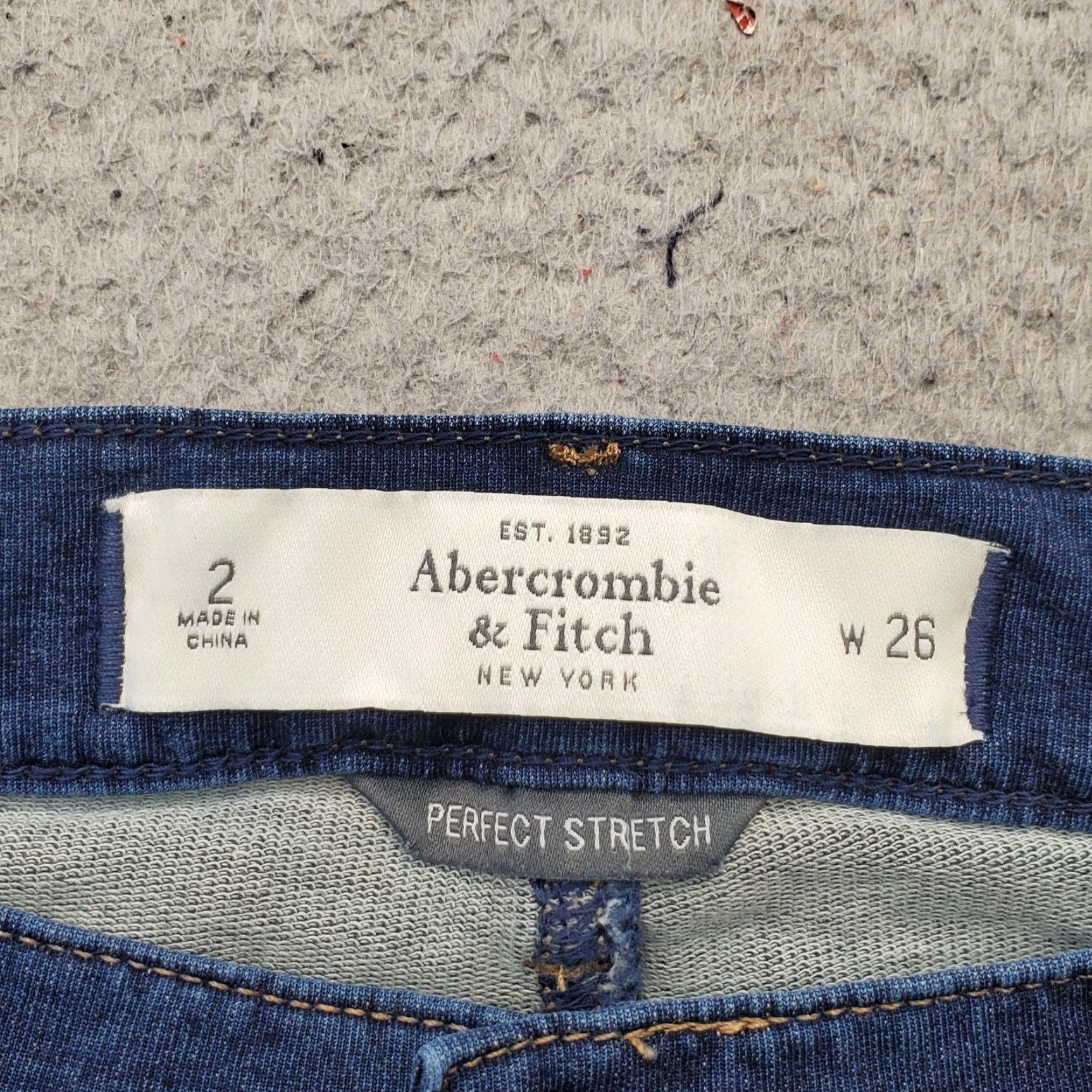 Abercrombie & Fitch Abercrombie & Fitch Jeans Womens Size 2 Blue Denim Slim Fit Perfect Stretch Skinny Leg Shirt City? Size 26" / US 2 / IT 38 - 7 Thumbnail