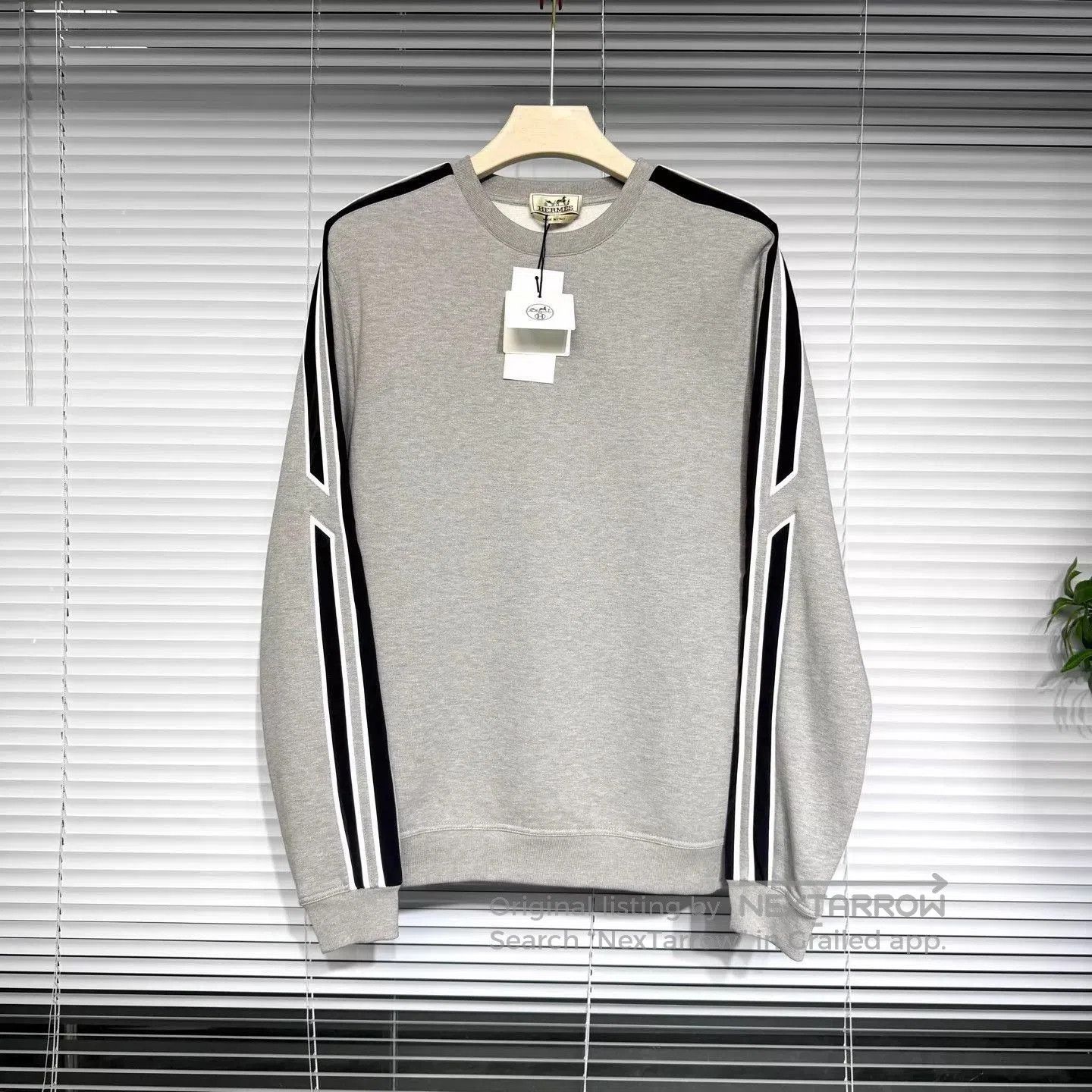 Hermes Gray Long Sleeve Sweatshirt with Striped Sleeves. Size US M / EU 48-50 / 2 - 1 Thumbnail