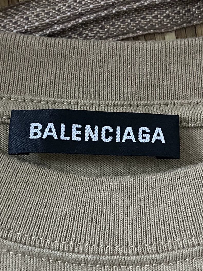 Balenciaga Balenciaga Khaki Short Sleeve Size US S / EU 44-46 / 1 - 2 Thumbnail