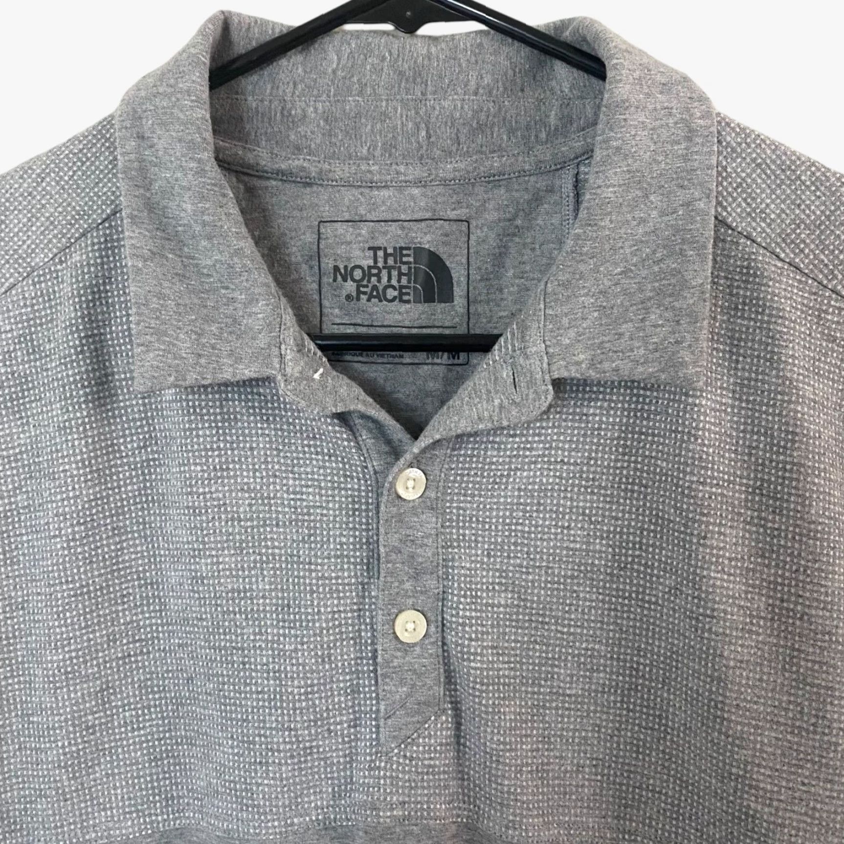 The North Face The North Face Polo Shirt Mens Medium Gray Short Sleeve Lightweight Outdoor Comfort Polo Shirt Size US M / EU 48-50 / 2 - 5 Thumbnail