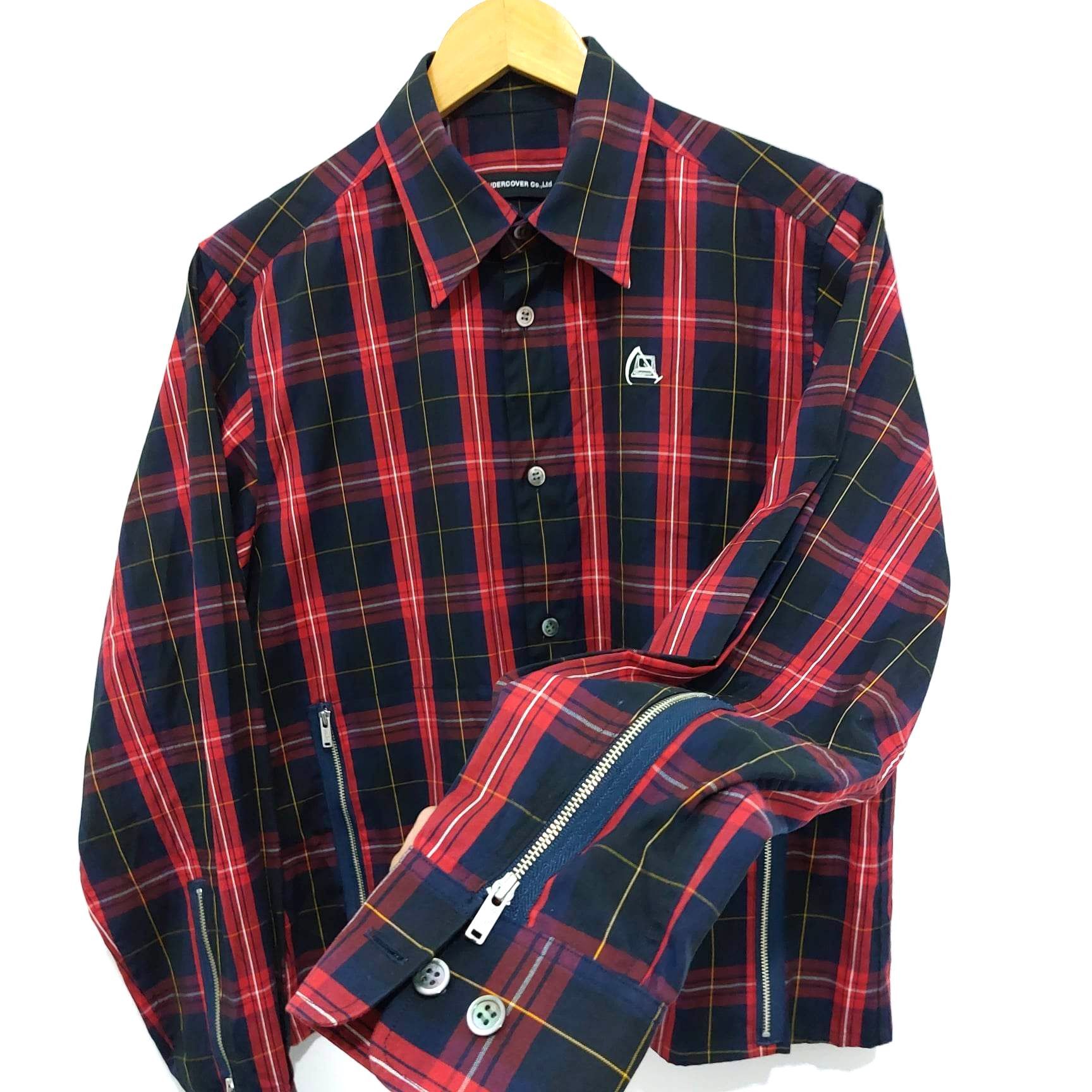 Undercover Undercover - S/S19 Bloody Geekers Button Up L/S Size US S / EU 44-46 / 1 - 6 Thumbnail