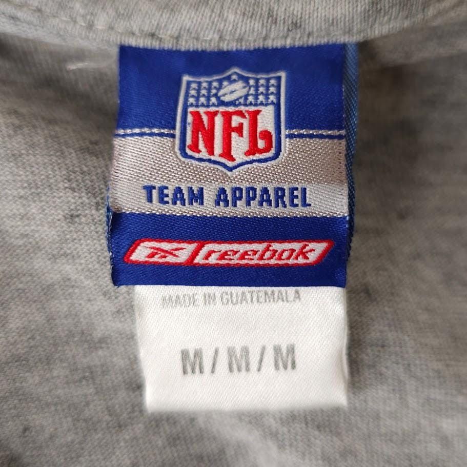 Vintage Vintage Tampa Bay Buccaneers T Shirt Mens Size Medium Gray Size US M / EU 48-50 / 2 - 6 Thumbnail