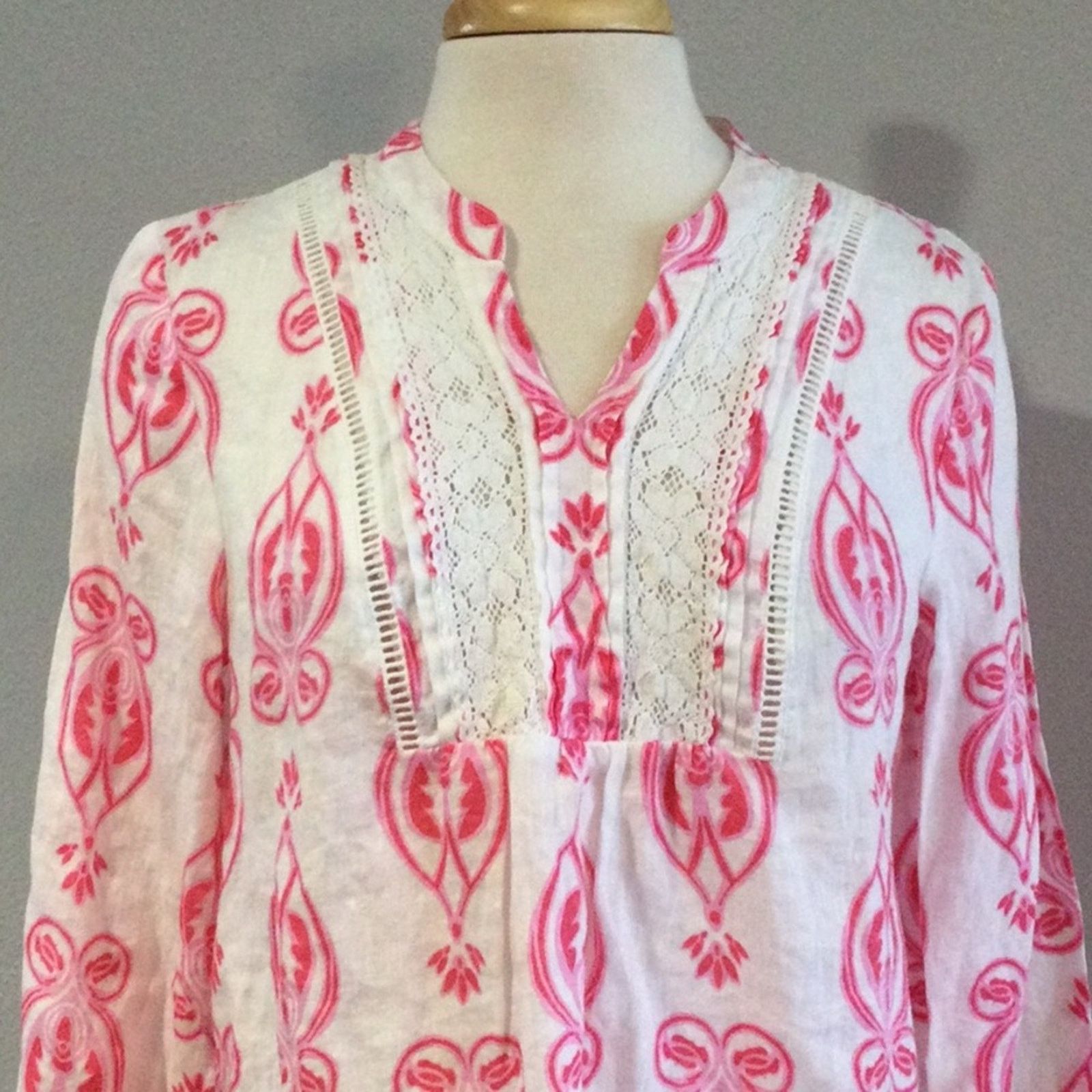 Other Crown & Ivy Petite White & Pink Semi Sheer Pullover Top PM Size M / US 6-8 / IT 42-44 - 2 Thumbnail