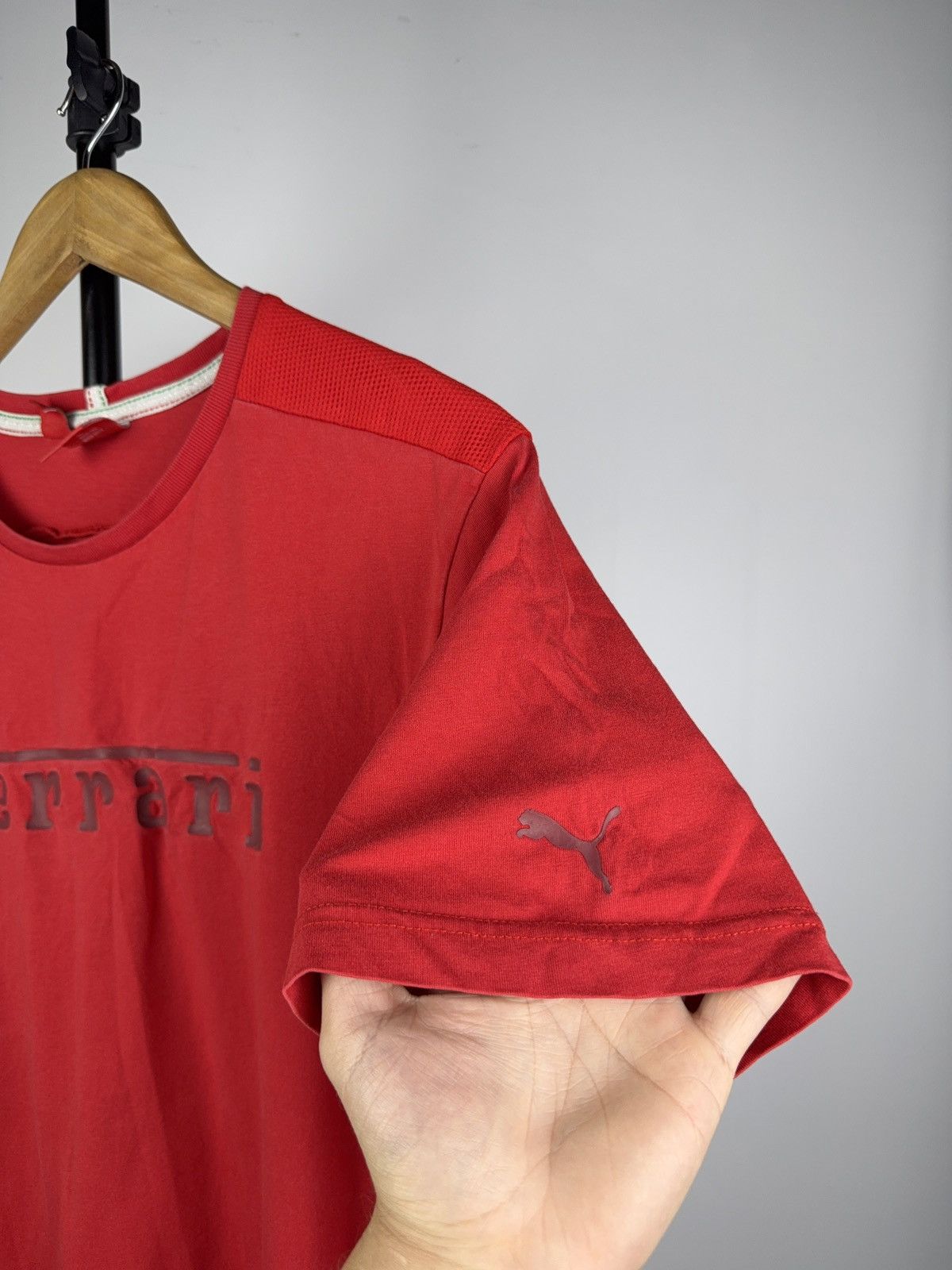 Ferrari Vintage 00s Style Puma Ferrari Big Logo Faded T shirt Size US XL / EU 56 / 4 - 2 Thumbnail
