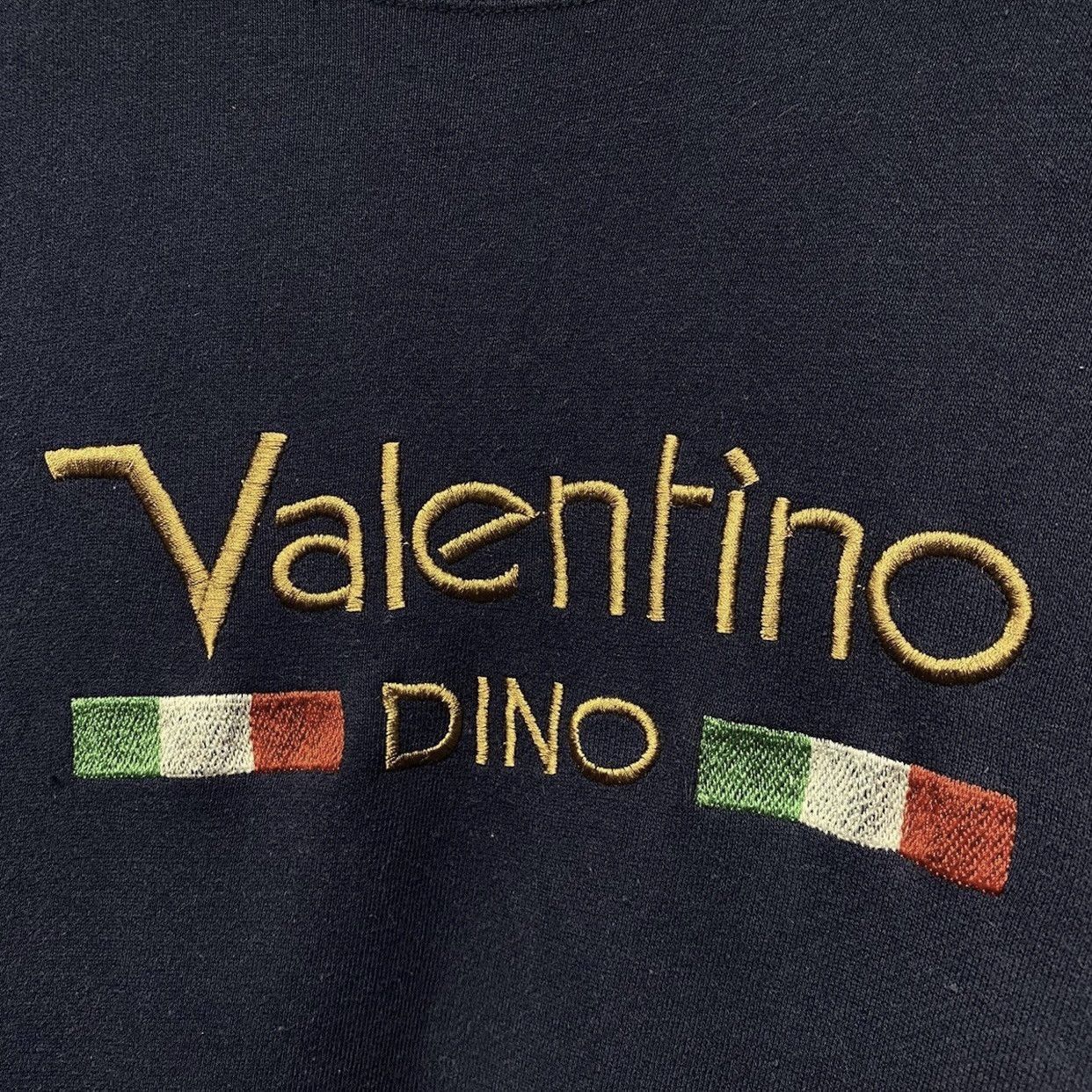 Valentino Vintage Dino Valentino sweatshirt big logo embroidered Size US S / EU 44-46 / 1 - 4 Thumbnail