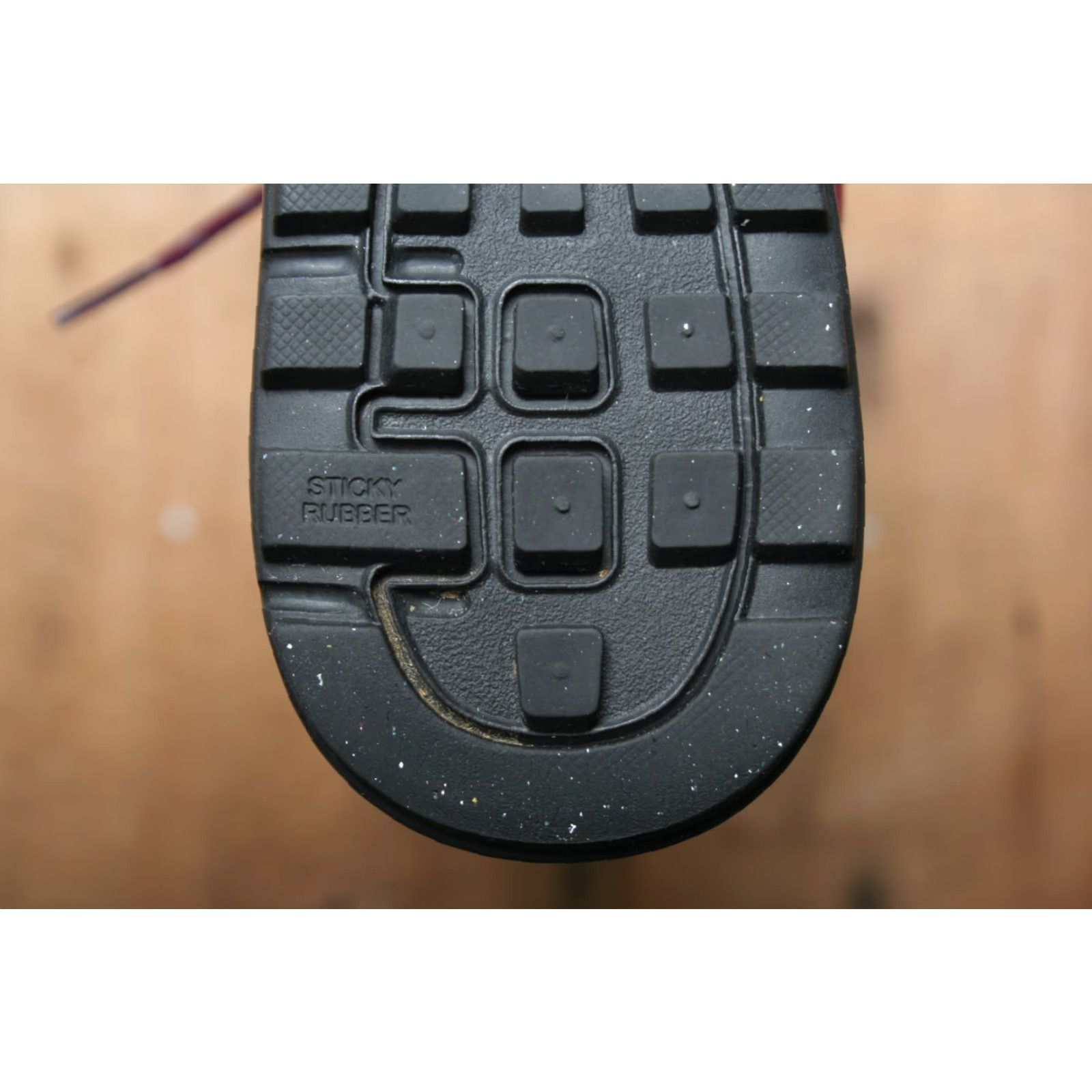 Nike Nike ACG Woodside II Magenta Duck Boots Women SZ 7 Leather/Synthetic Snow Boot 537347-006 Size US 7 / IT 37 - 5 Thumbnail
