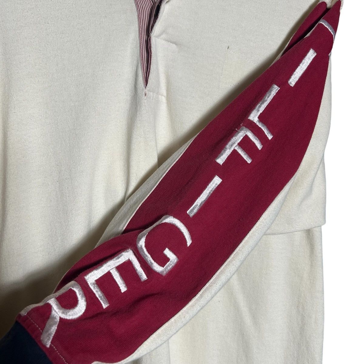 Tommy Hilfiger × Vintage Vintage Tommy Hilfiger Big Logo Sailing Gear Polos Size US M / EU 48-50 / 2 - 5 Thumbnail