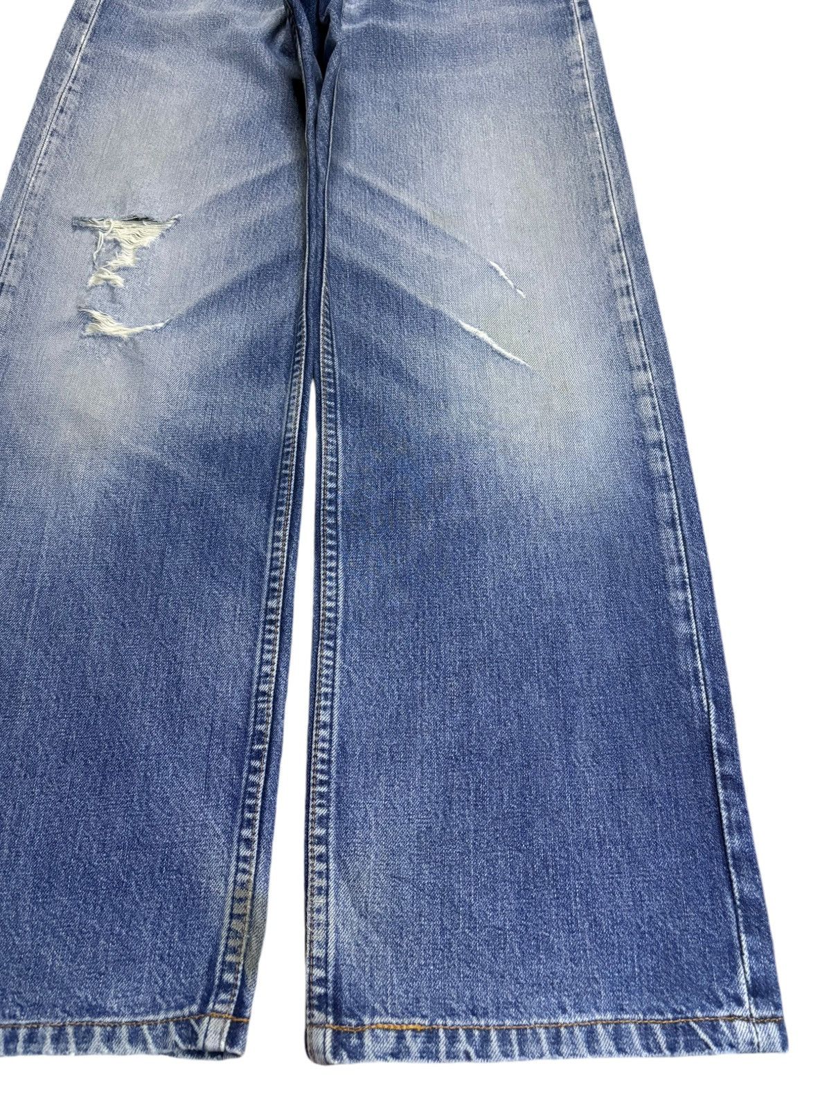 Levi's Vintage 90s Levis 504 Faded Wash Bartacks Baggy Jeans Size US 31 - 7 Thumbnail