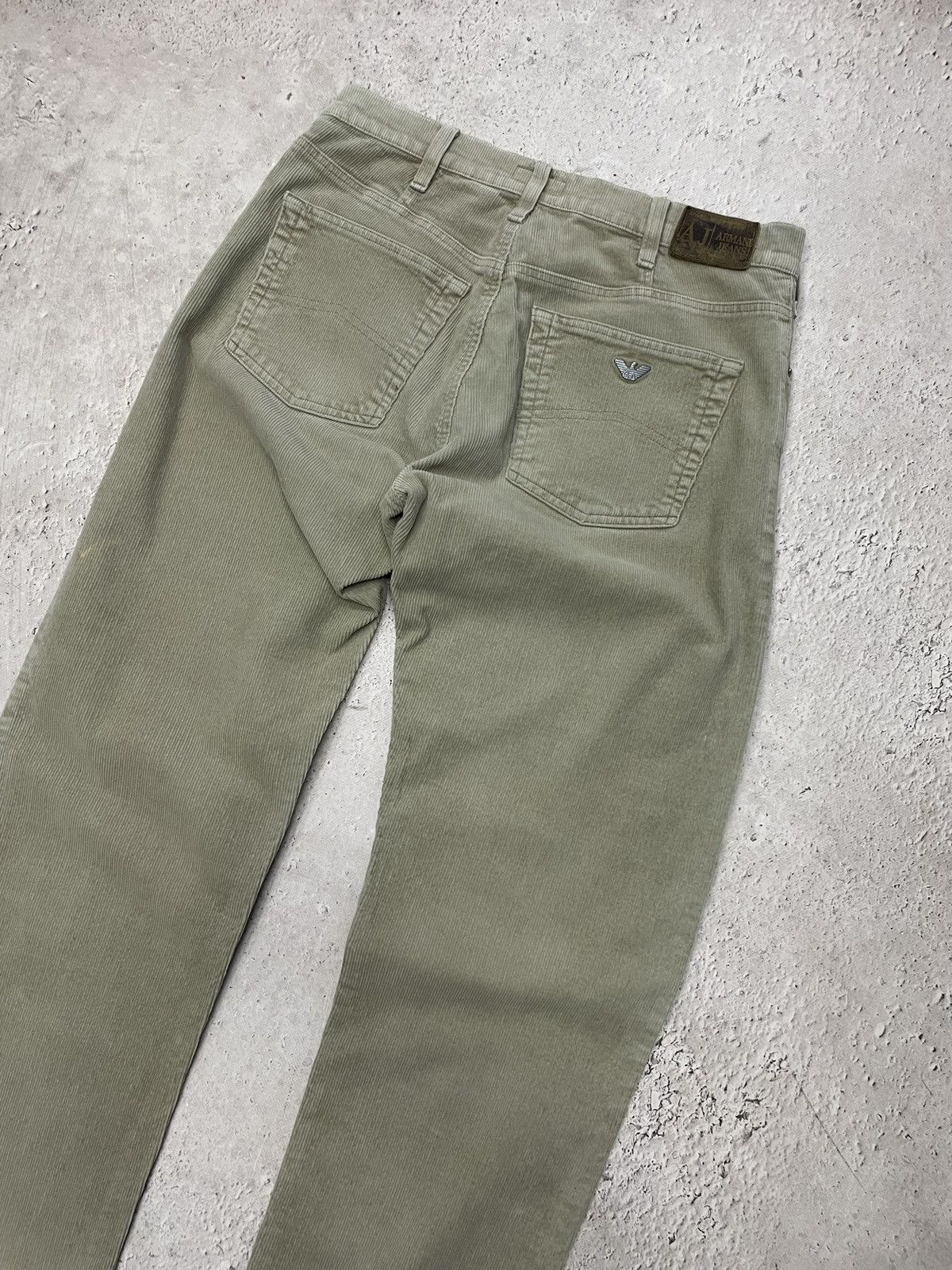 Armani Armani Jeans beige retro velvet classic comfort fit pants Size US 33 - 12 Thumbnail