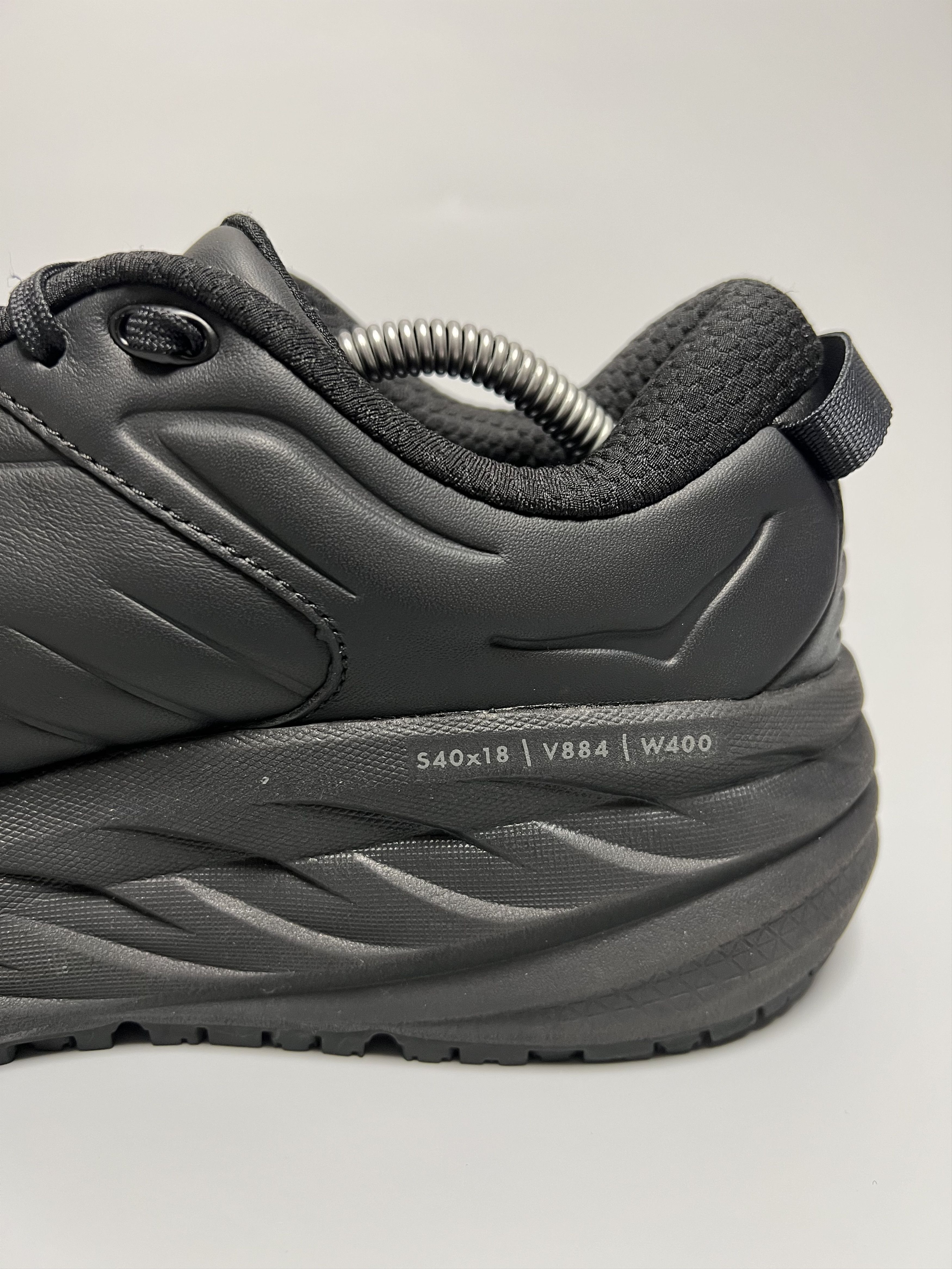 Hoka Hoka One One Bondi SR Running Shoes Slip Resistant Size US 9.5 / EU 42-43 - 11 Thumbnail