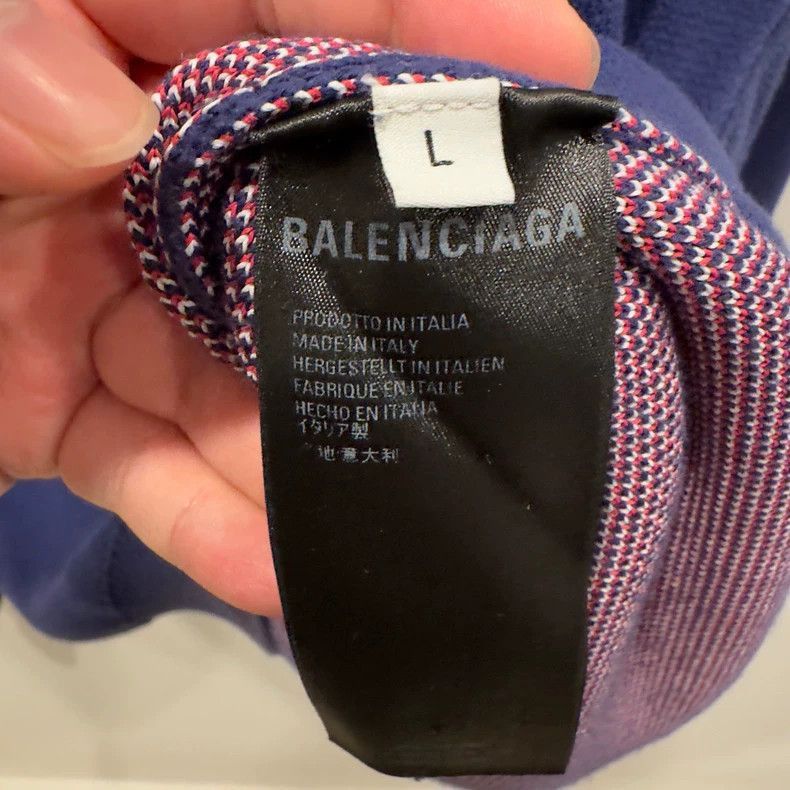 Balenciaga balenciaga embroidered wave knit sweater size L Size US L / EU 52-54 / 3 - 2 Thumbnail