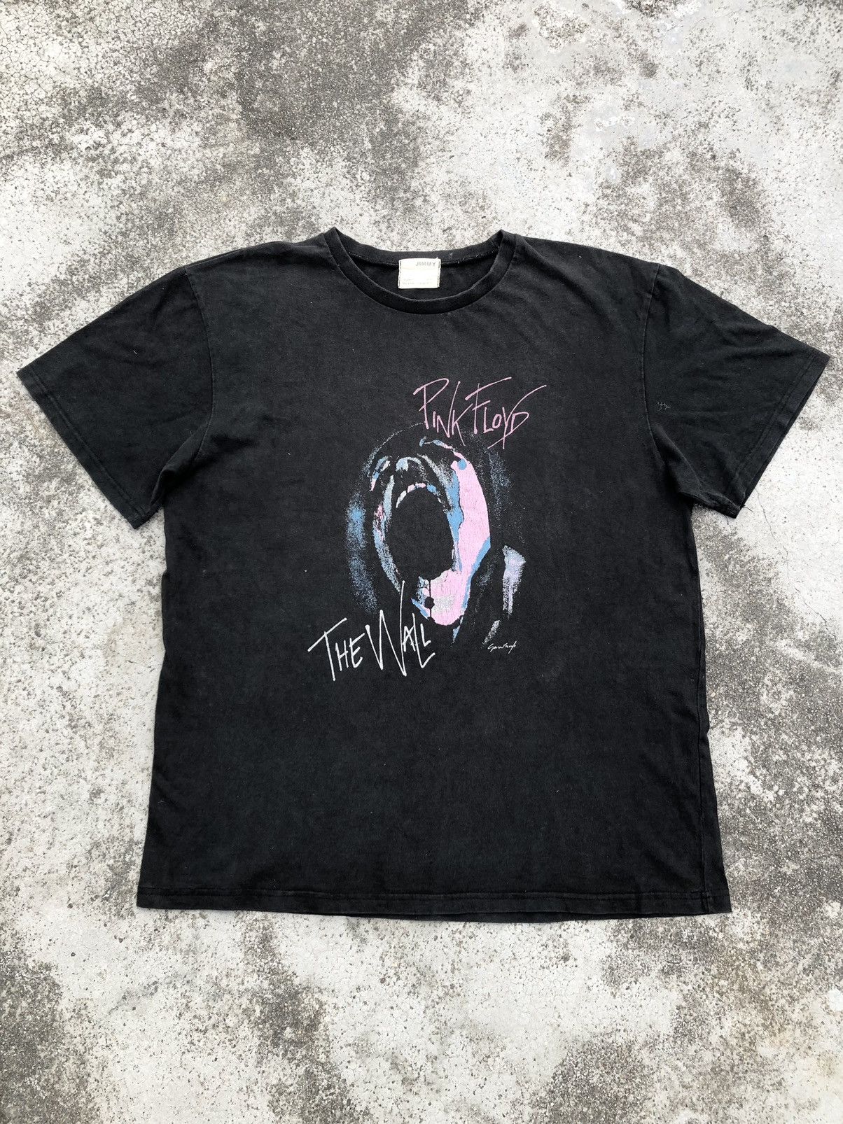 Band Tees PINK FLOYD THE WALL BLACK FADED TEE Size US XL / EU 56 / 4 - 1 Thumbnail