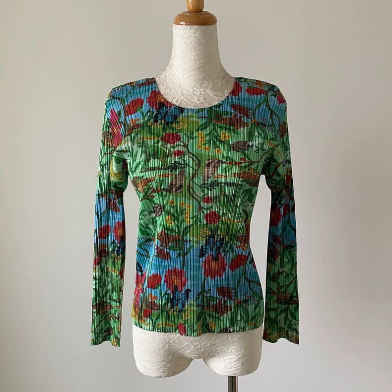 Issey Miyake Issey Miyake Green Dinosaur Park Pleated long sleeves Size L / US 10 / IT 46 - 2 Thumbnail