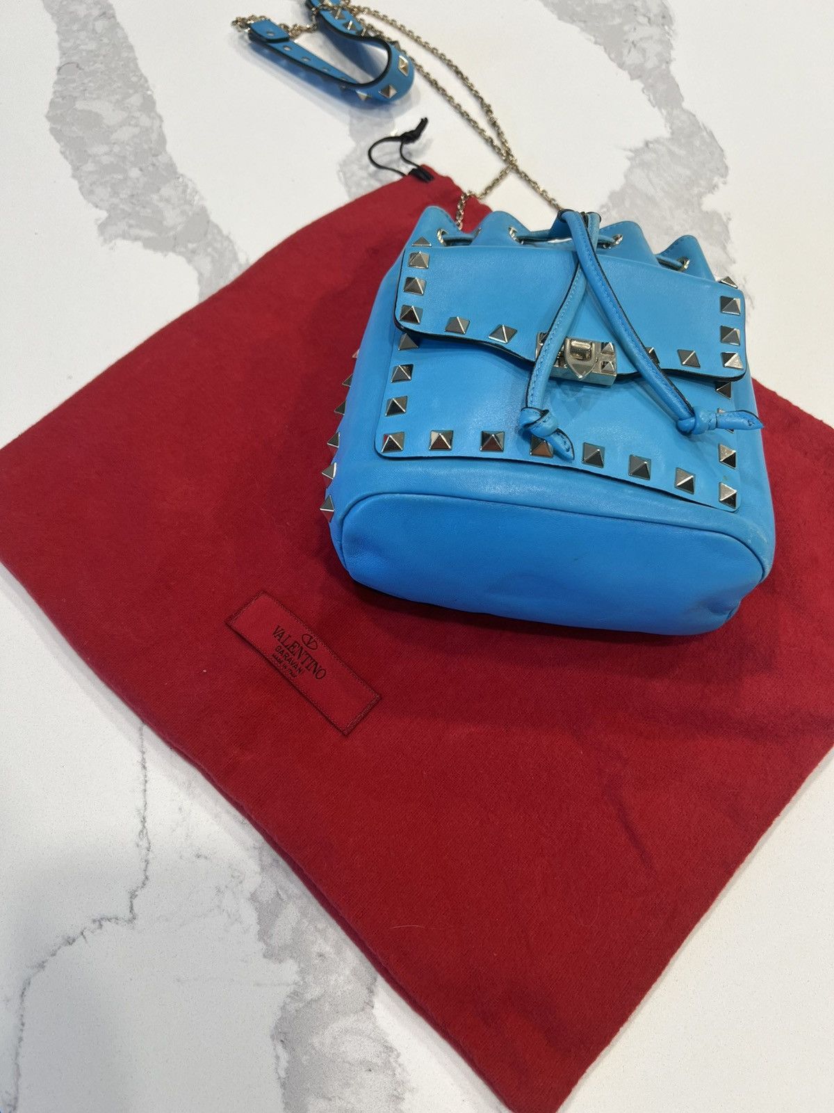 Valentino Valentino Garavani Rockstud Mini Bucket Bag – Turquoise Size ONE SIZE - 1 Thumbnail