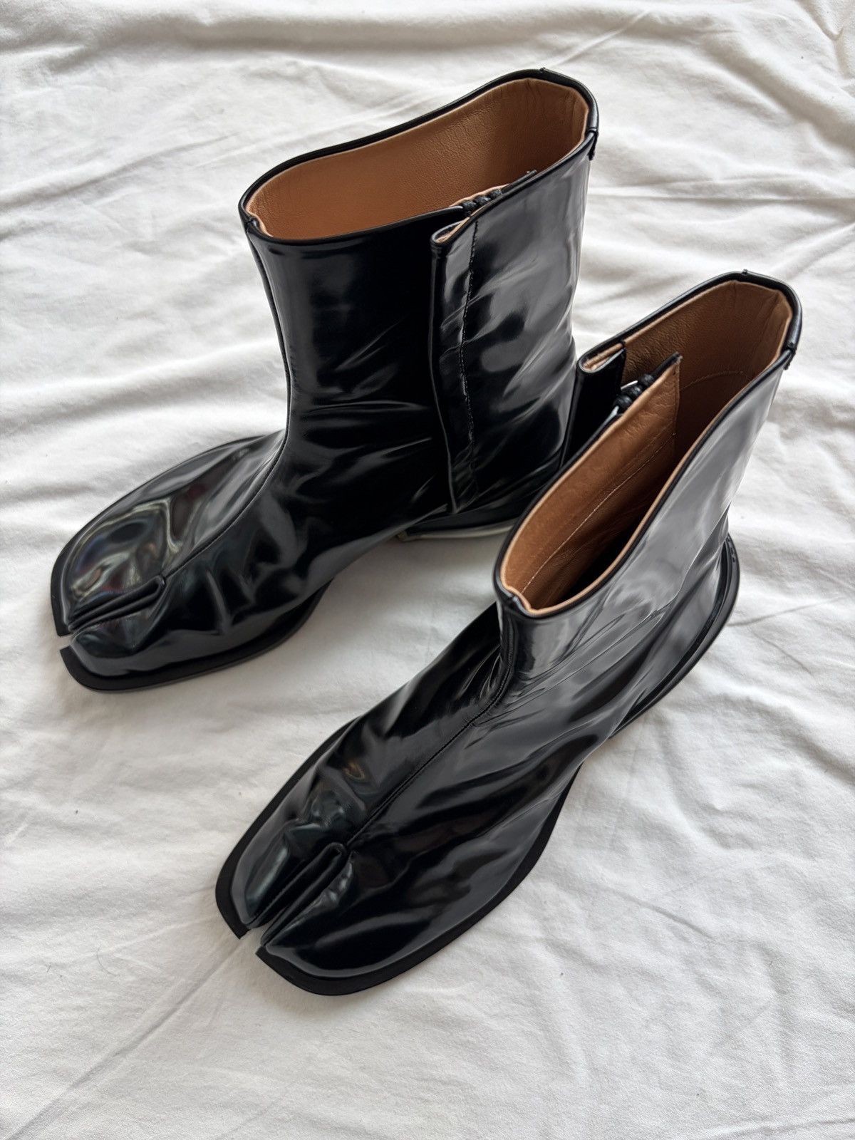 Maison Margiela RARE Maison Margiela Tabi Boots Air Bag Heel Sole MM6 ankle Size US 8 / EU 41 - 19 Thumbnail