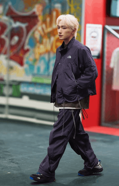The North Face Urban Exploration SHORT MOUNT WINDWALL JACKET Size US M / EU 48-50 / 2 - 17 Thumbnail