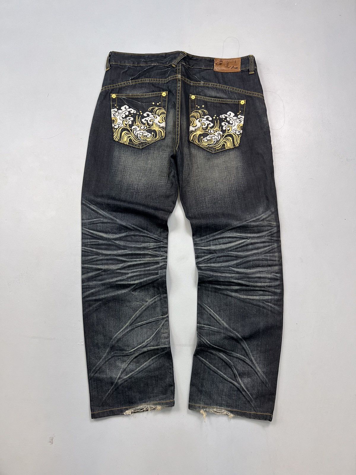 Crazy vintage big train embroidered Japanese denim