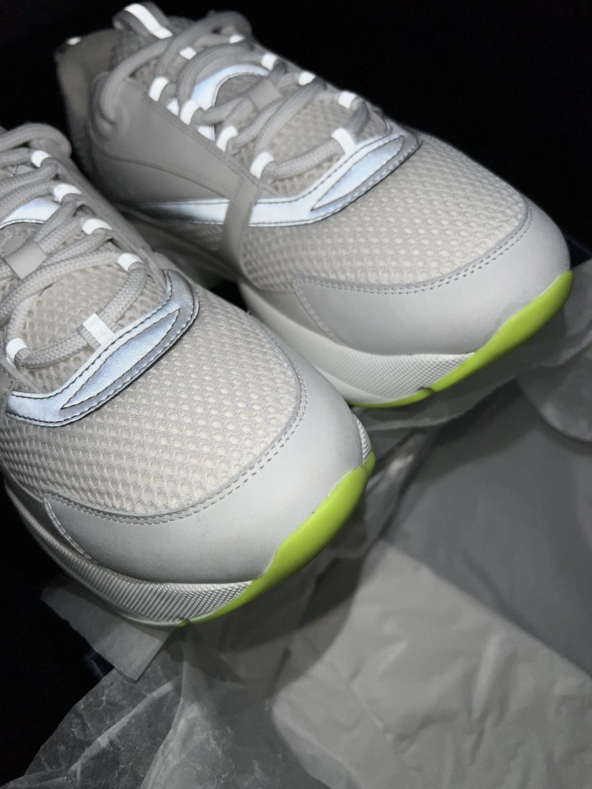 Dior Christian Dior B22 “Lime Bottom” Size US 11 / EU 44 - 10 Thumbnail