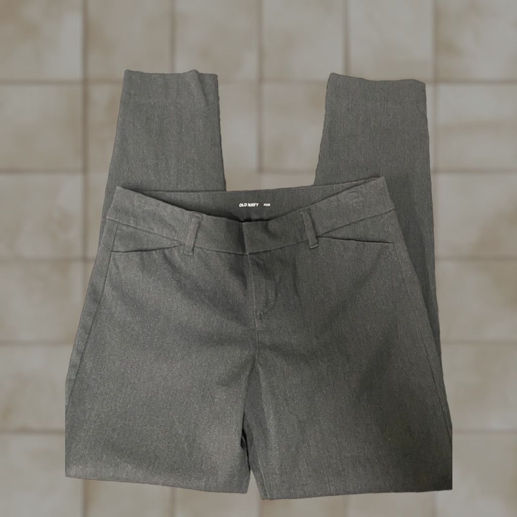 Old Navy Old Navy Womens Pants 2 Gray pixie straight Cotton Knit Zipper Regular Inseam 26 in Chino Casual Womens Size 26" / US 2 / IT 38 - 1 Thumbnail