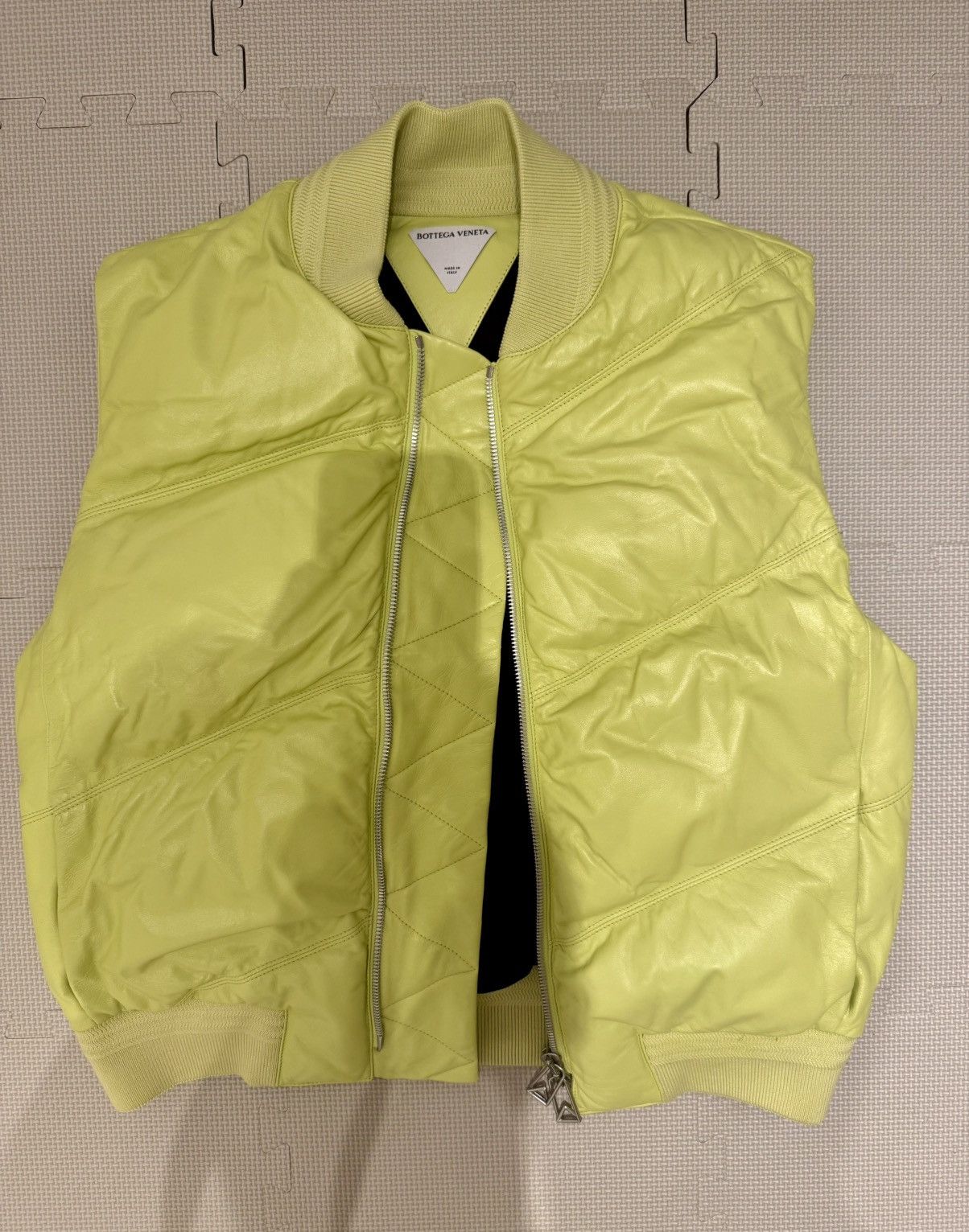 Bottega Veneta Green Leather Vest, New, Size L, Made In Italy Size US L / EU 52-54 / 3 - 3 Thumbnail