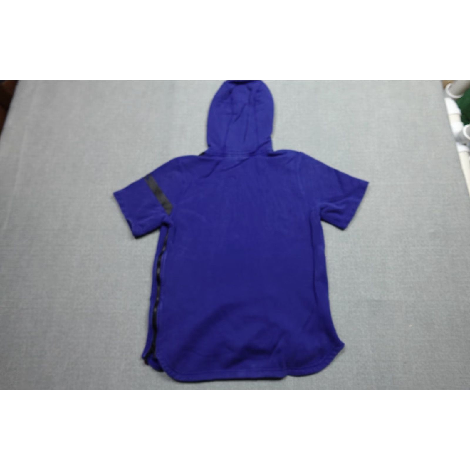 Nike Nike Sweatshirt Mens Medium Blue Athletic Hoodie Pullover - Short Sleeve, Sportwear, 90s, Basketball Women? Size US M / EU 48-50 / 2 - 4 Thumbnail