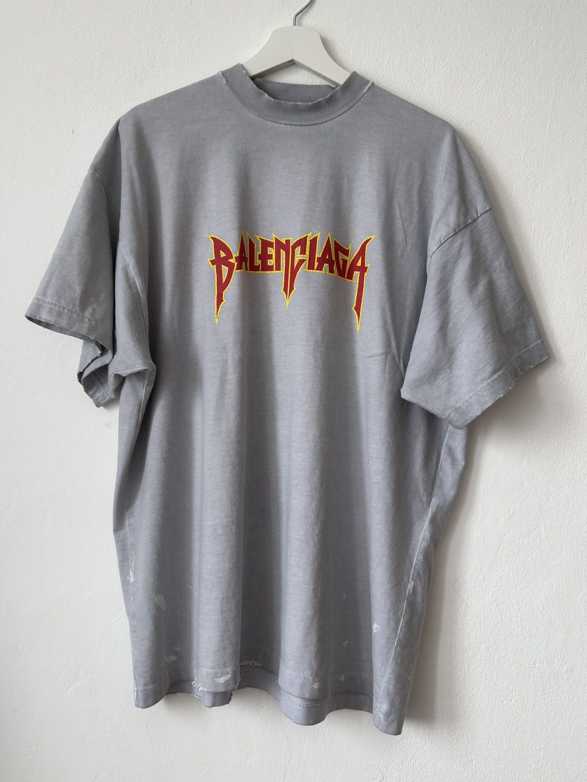 Balenciaga Balenciaga Metal Logo Oversized T-Shirt Size US S / EU 44-46 / 1 - 1 Thumbnail