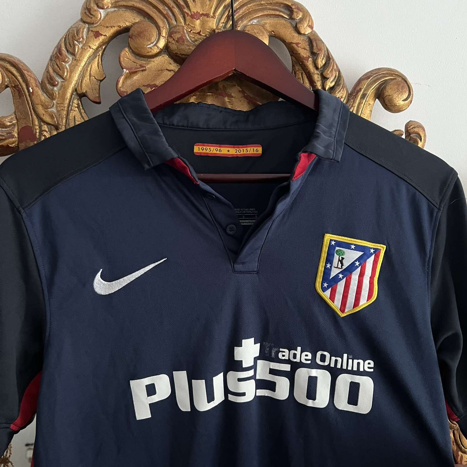 Nike Nike Atletico Madrid soccer jersey Home Carrasco #10 Sz S Size US S / EU 44-46 / 1 - 4 Thumbnail