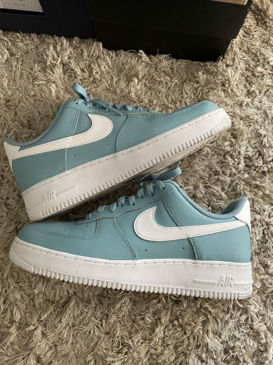 Nike Nike Air Force 1 Low Worn Blue White Size US 9.5 / EU 42-43 - 2 Thumbnail