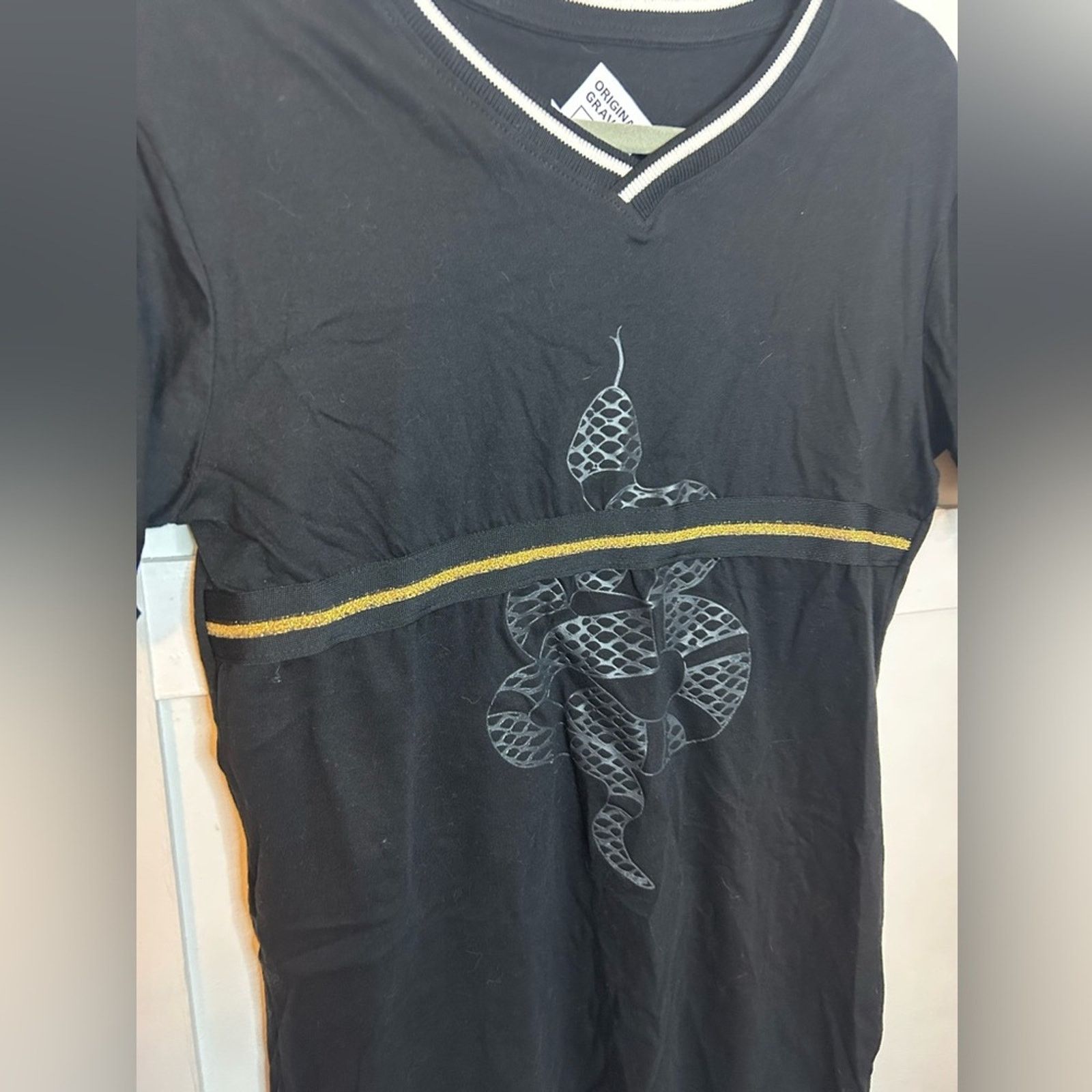 Other Original Gravity V-Neck Snake Graphic Tee Size US S / EU 44-46 / 1 - 3 Thumbnail