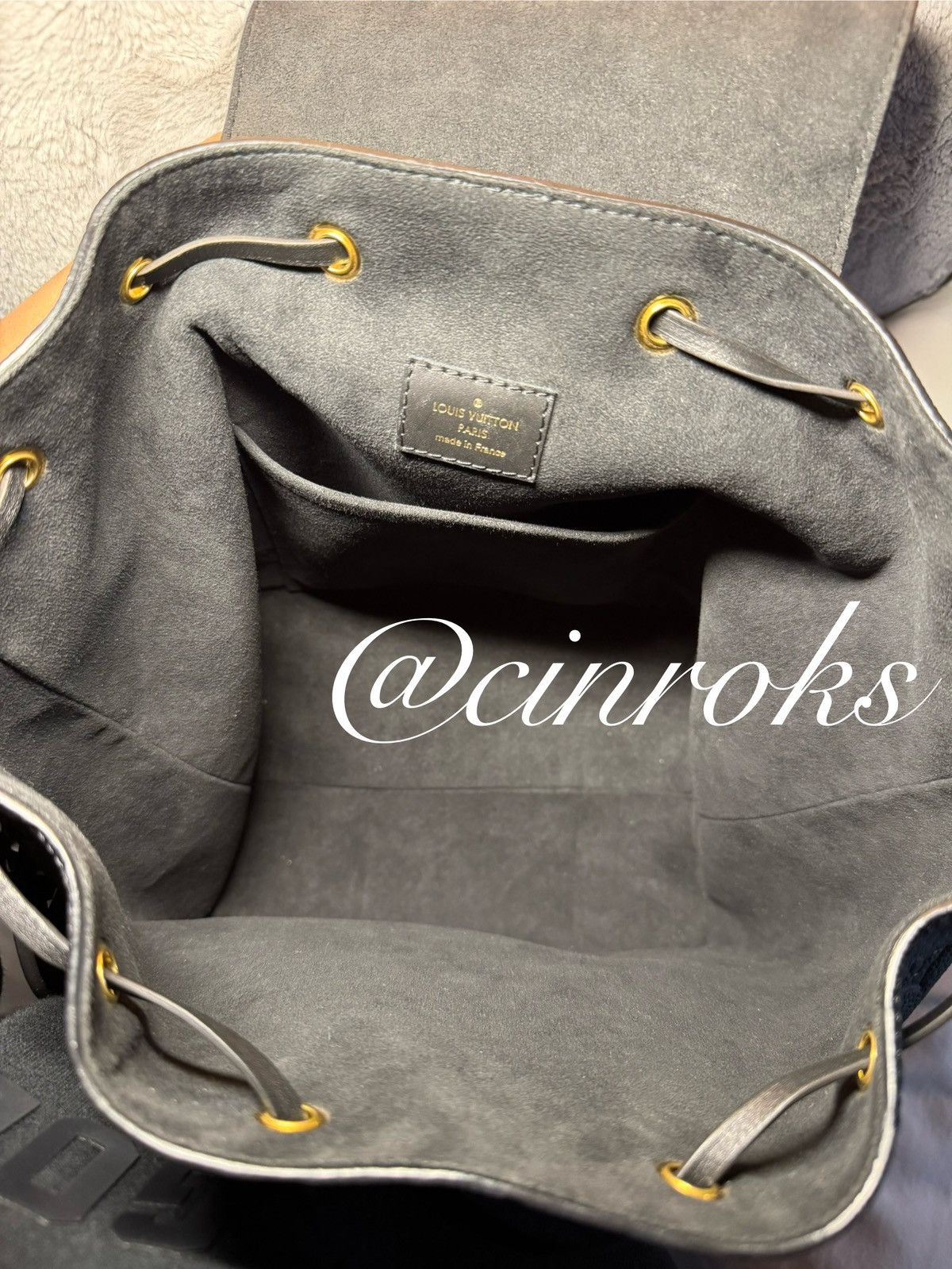 Louis Vuitton Louis Vuitton Montsouris PM Empreinte Leather Backpack Size ONE SIZE - 6 Thumbnail
