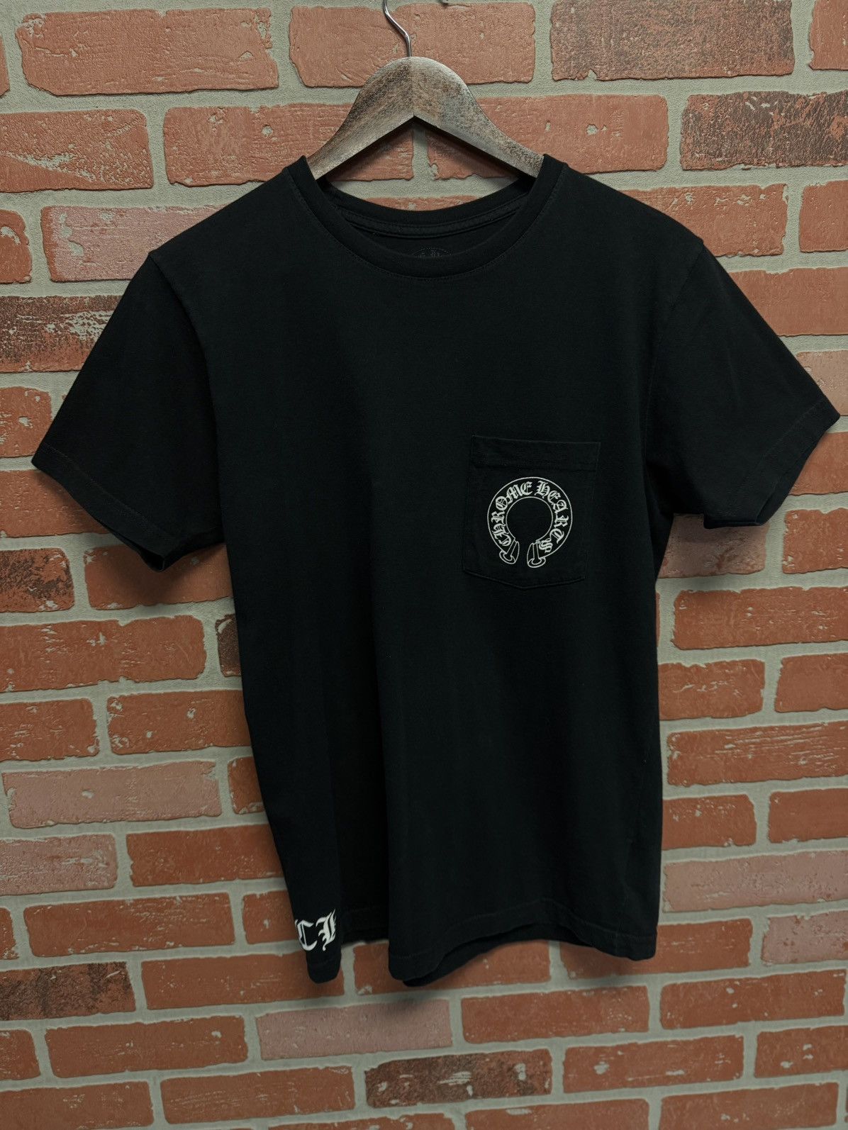 Chrome Hearts Chrome Hearts Vintage Short Sleeve Tee Size M RARE Size US M / EU 48-50 / 2 - 1 Thumbnail