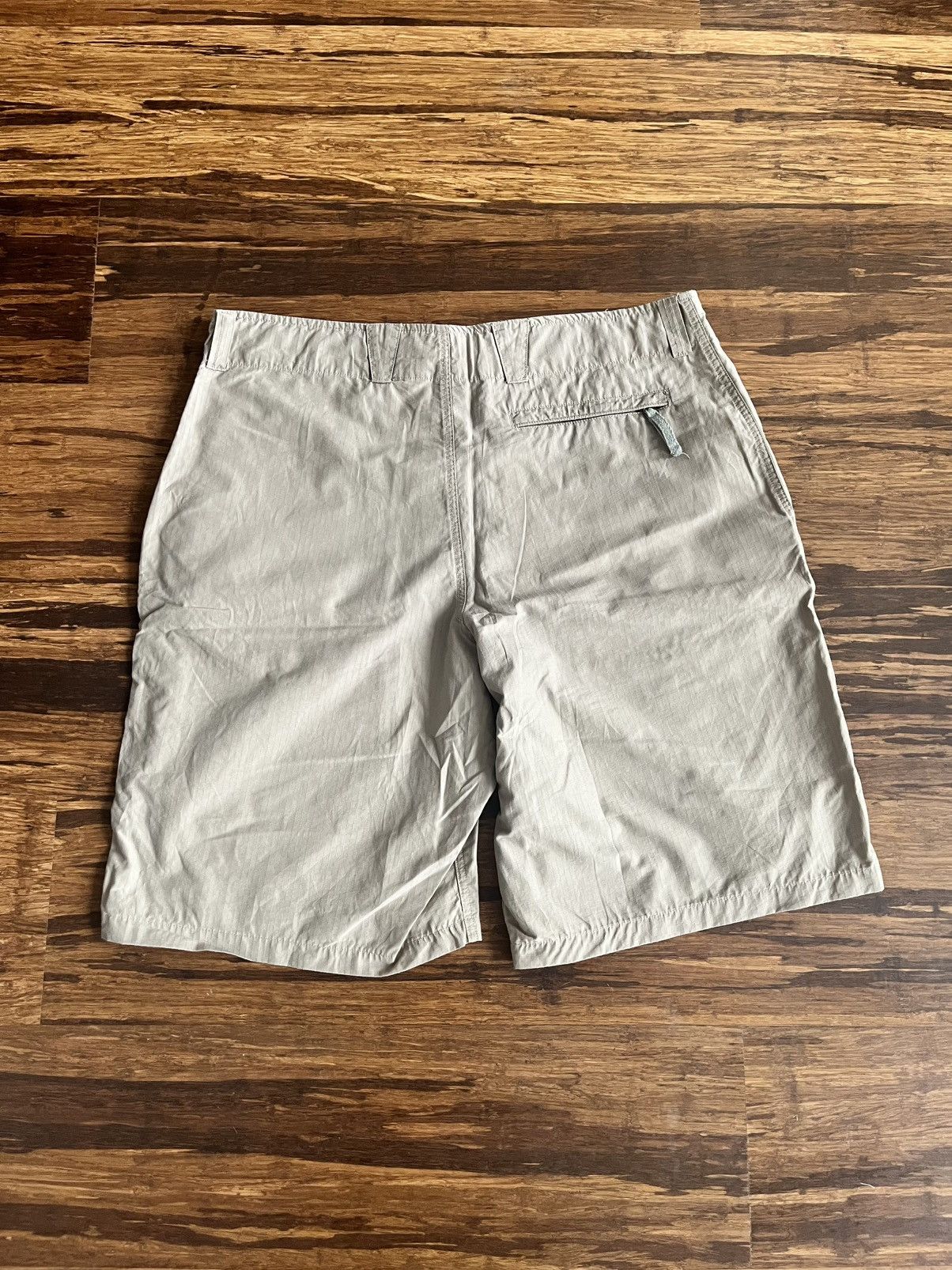 Vintage 90’s Nike ACG Cargo shorts