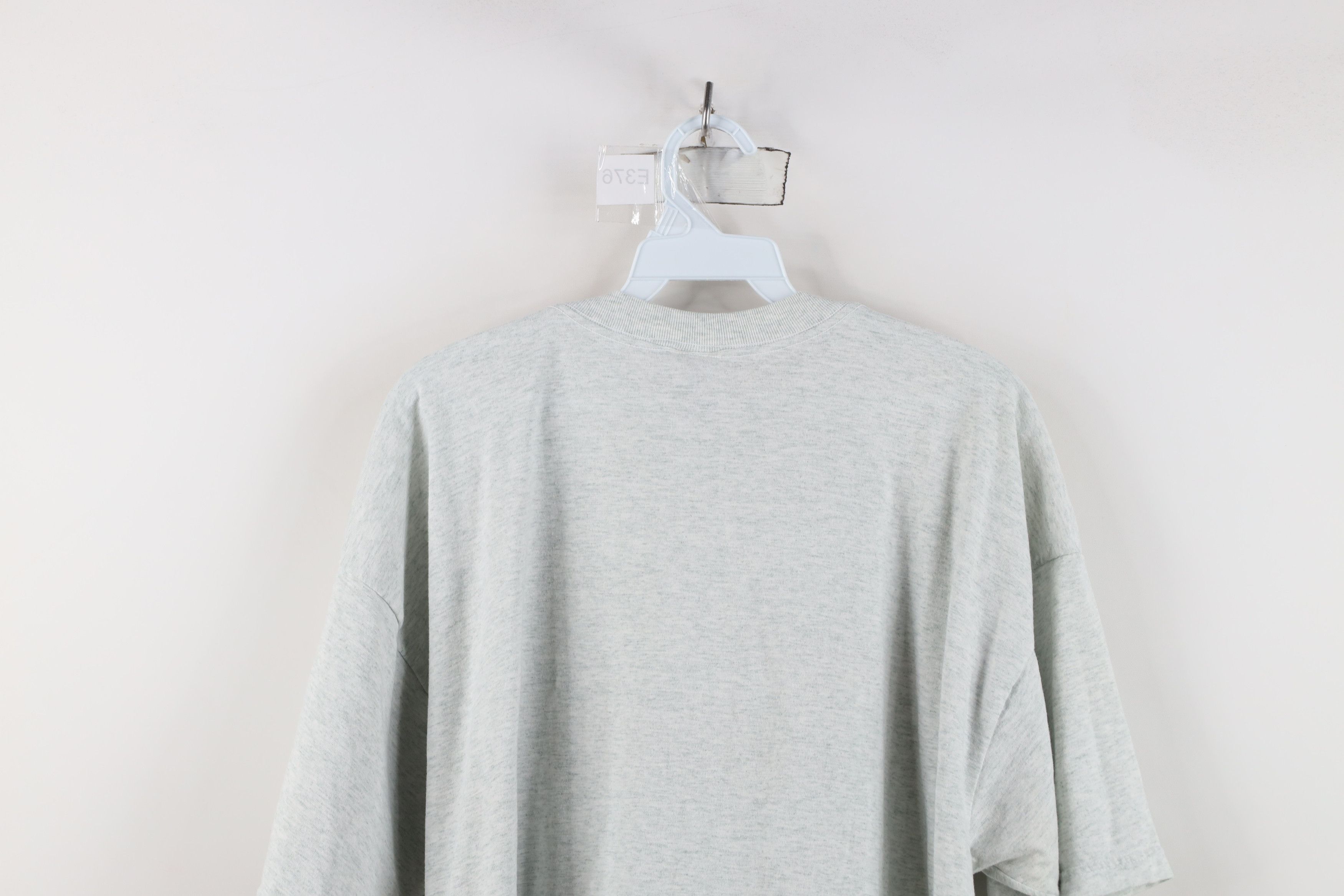 Vintage Vintage 90s Streetwear Smoky Mountains Wolf T-Shirt Gray Size US XXL / EU 58 / 5 - 12 Thumbnail