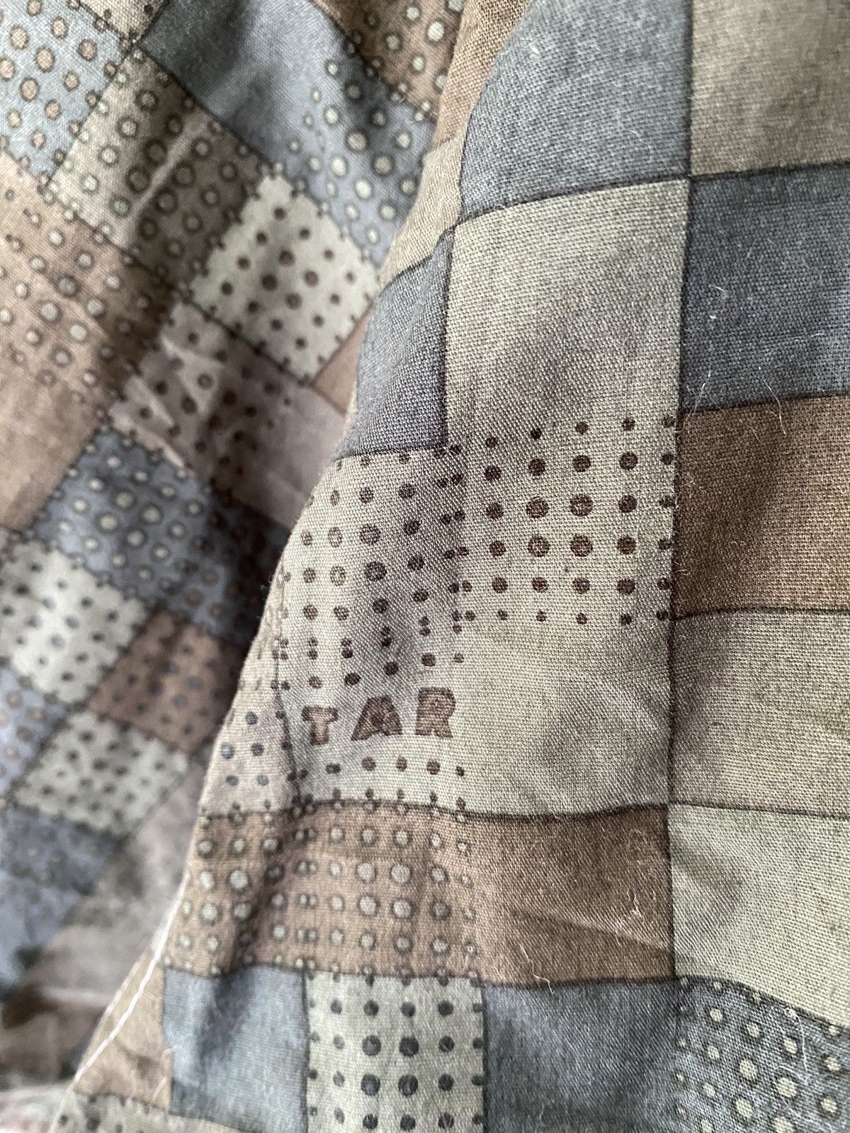 Japanese Brand 1990s TAR tokyo air runners Japan Camo check shirt Size US XL / EU 56 / 4 - 7 Thumbnail