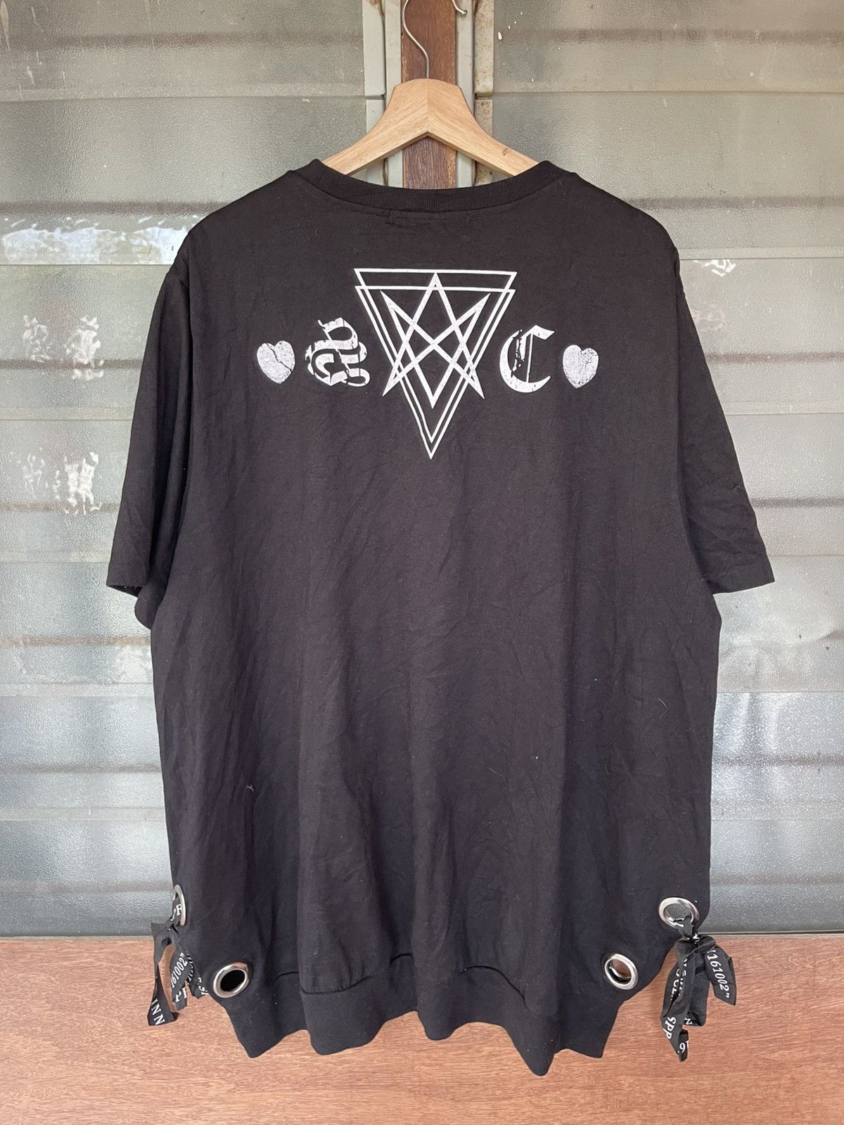 Sex Pot ReVeNGe Anime-Style Character Graphic Sexpot-Revenge Shirt Tee Size XL / US 12-14 / IT 48-50 - 14 Thumbnail