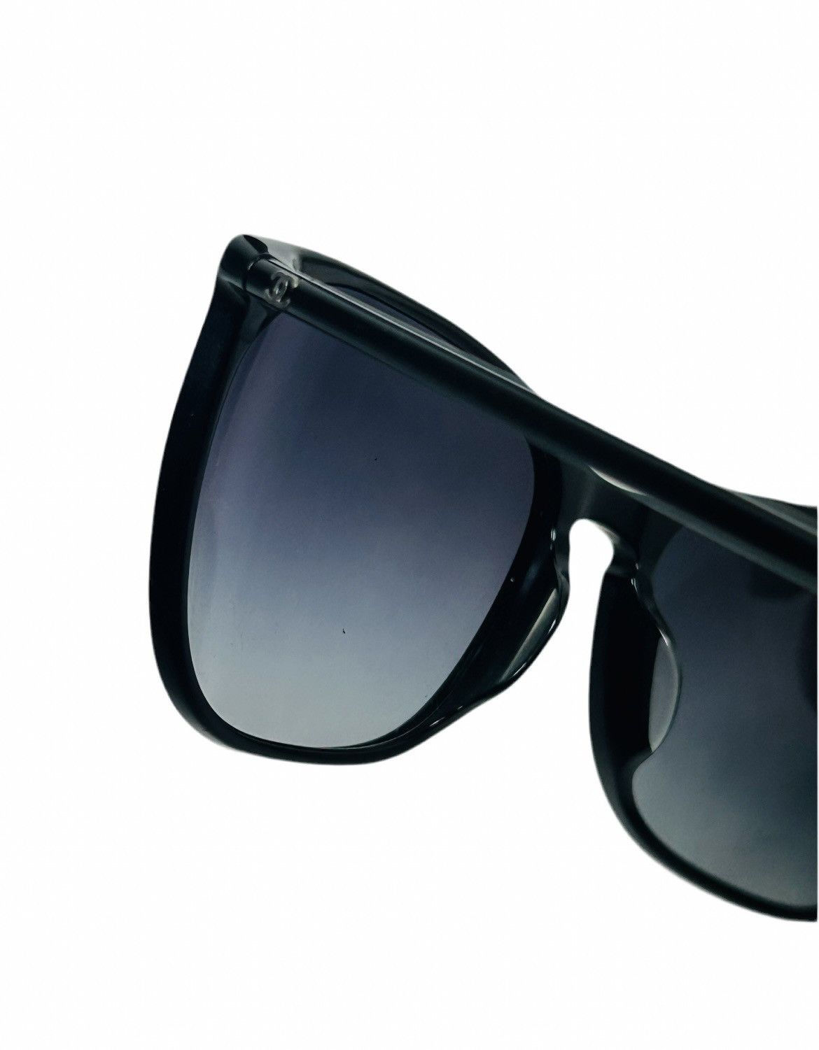 Chanel Chanel 501/S6 Logo Sunglasses Size ONE SIZE - 4 Thumbnail