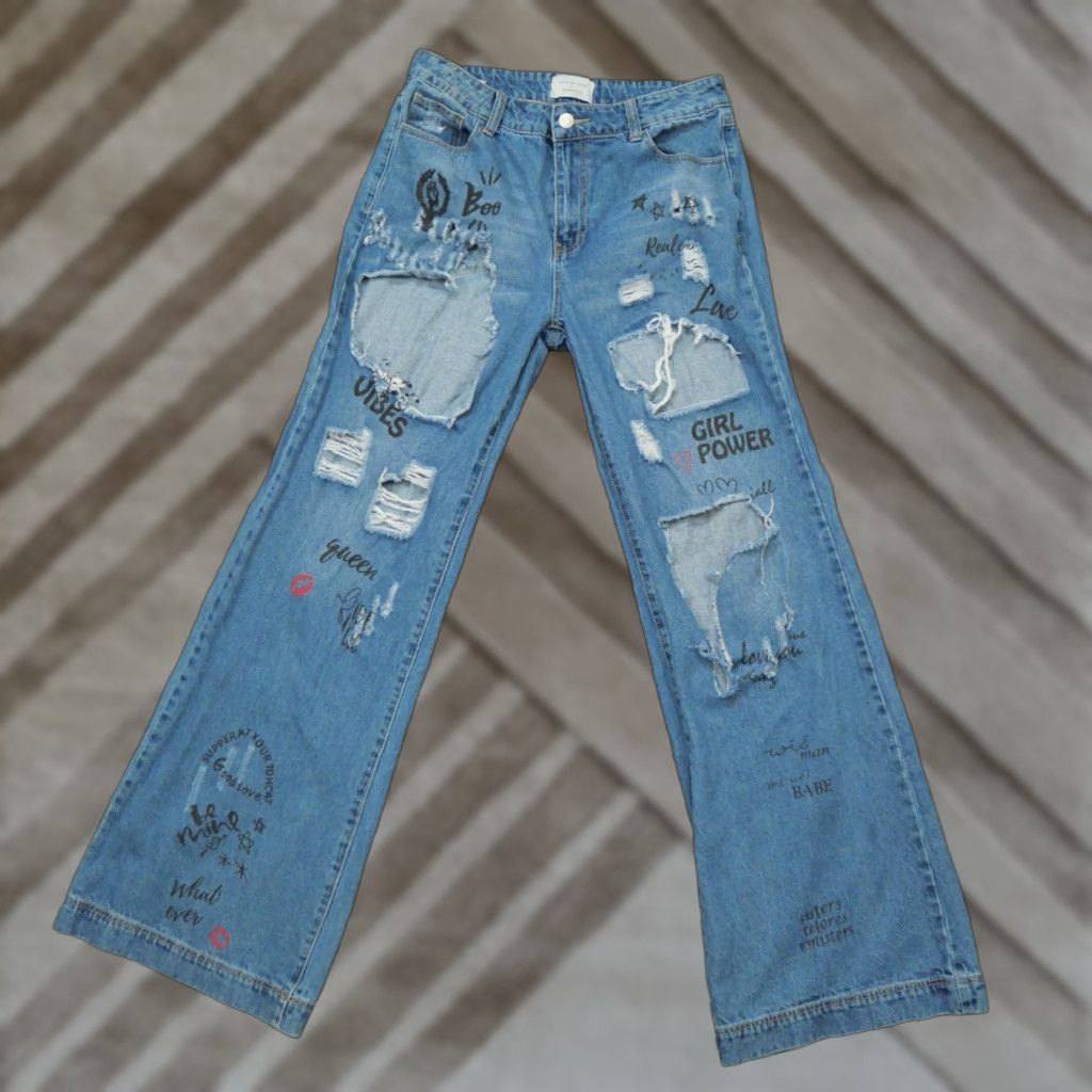 Bell Uniq Litz Jeans Womens 28 Blue Pants Flare Bell Bottom Distressed Art Denim Jeans Women Regular 28 Blue Distressed Pockets 90s? Size 28" / US 6 / IT 42 - 1 Thumbnail
