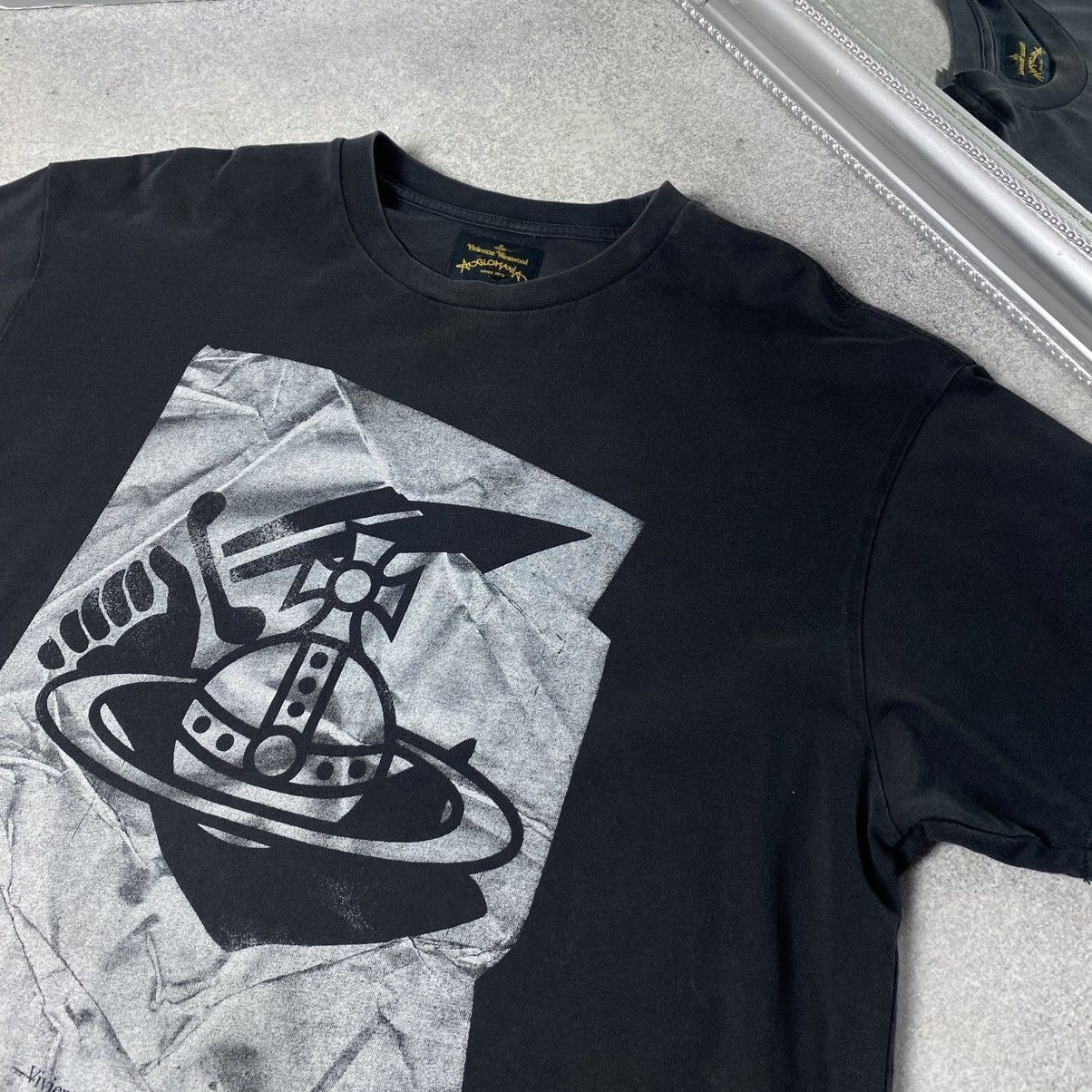 Vivienne Westwood Vivienne Westwood Big Logo Vintage T shirt Luxury Chaos Size US XL / EU 56 / 4 - 2 Thumbnail
