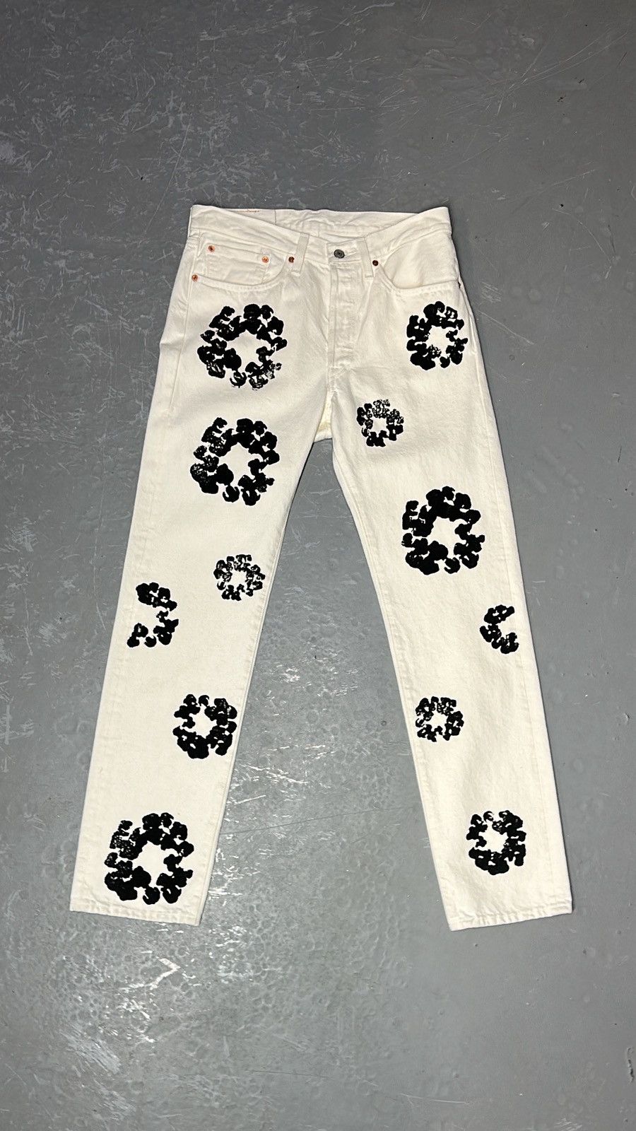 DENIM TEARS Denim Tears Cotton Wreath White Jeans Size US 31 - 1 Thumbnail