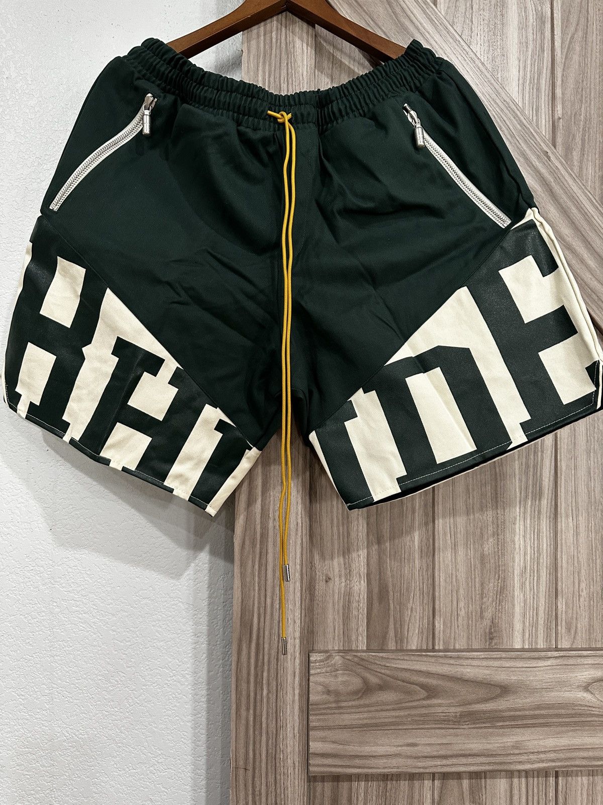 Image of Rhude Flight Shorts Size XL NWT in Green, Men's