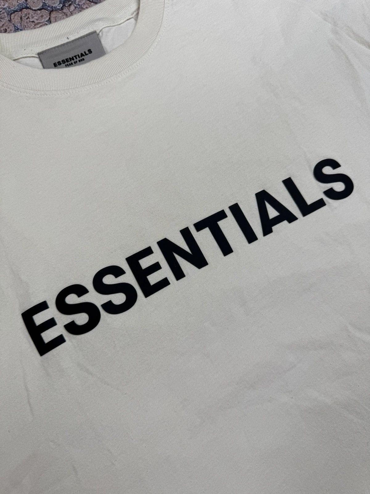 Other Fear of Gods Essentials T-Shirt Beige Short Sleeve Tee Crew Size US L / EU 52-54 / 3 - 2 Thumbnail