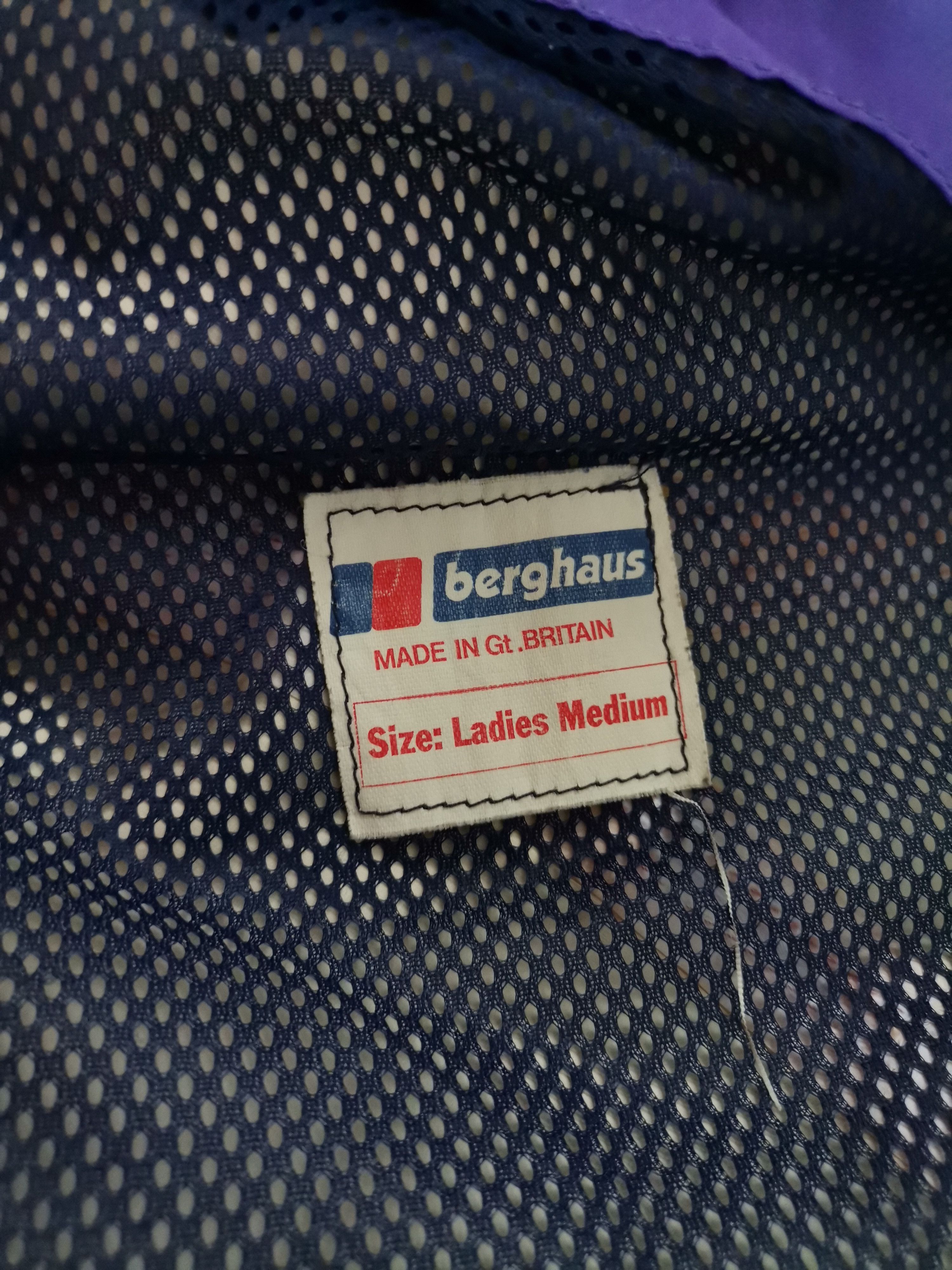 Berghaus Vintage Berghaus Women's Gore-Tex Jacket Size M / US 6-8 / IT 42-44 - 4 Thumbnail