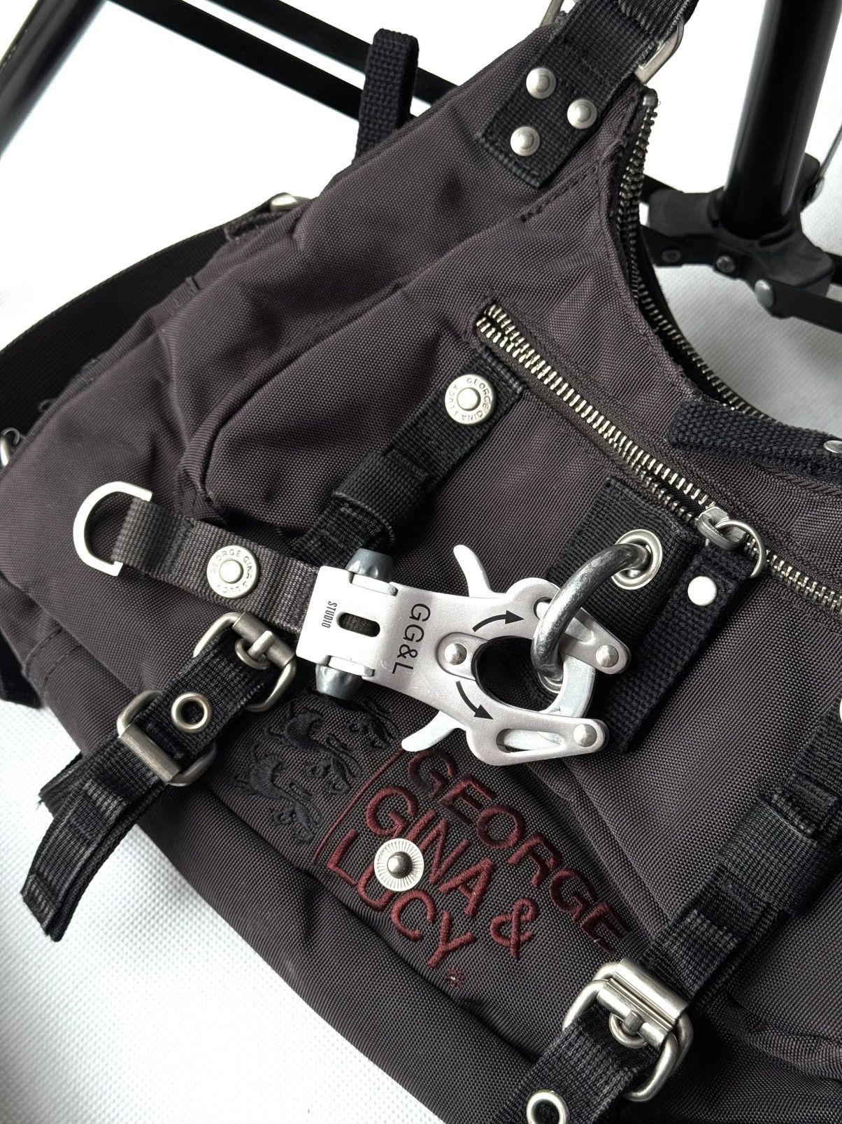 George Gina & Lucy Very Rare George Gina & lucy Y2k Alyx Bag Crossbody Handbag Size ONE SIZE - 5 Thumbnail